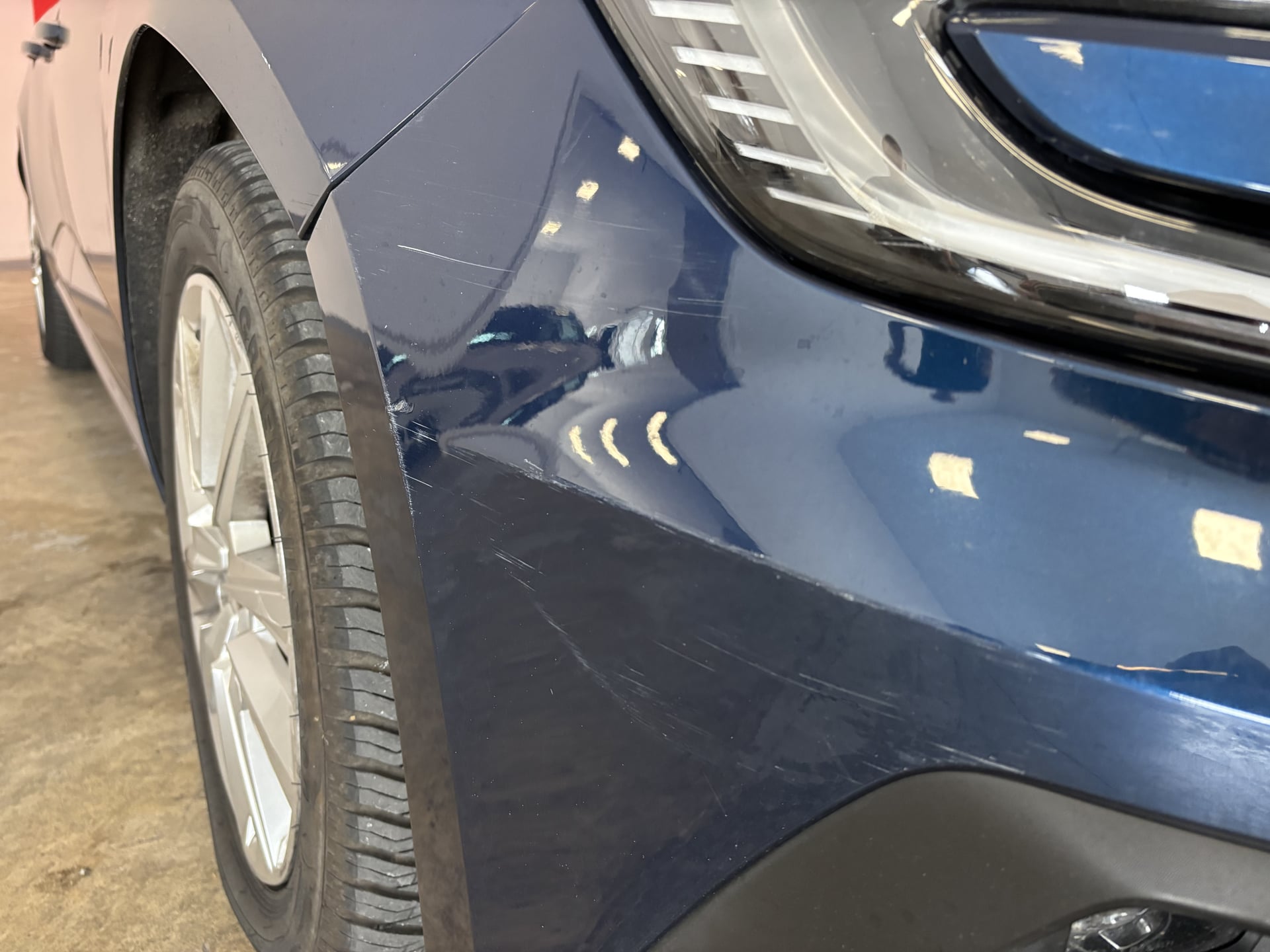 Renault Megane MEGANE IV (2) 1.5 BLUE DCI 115 BUSINESS EDC — 33
