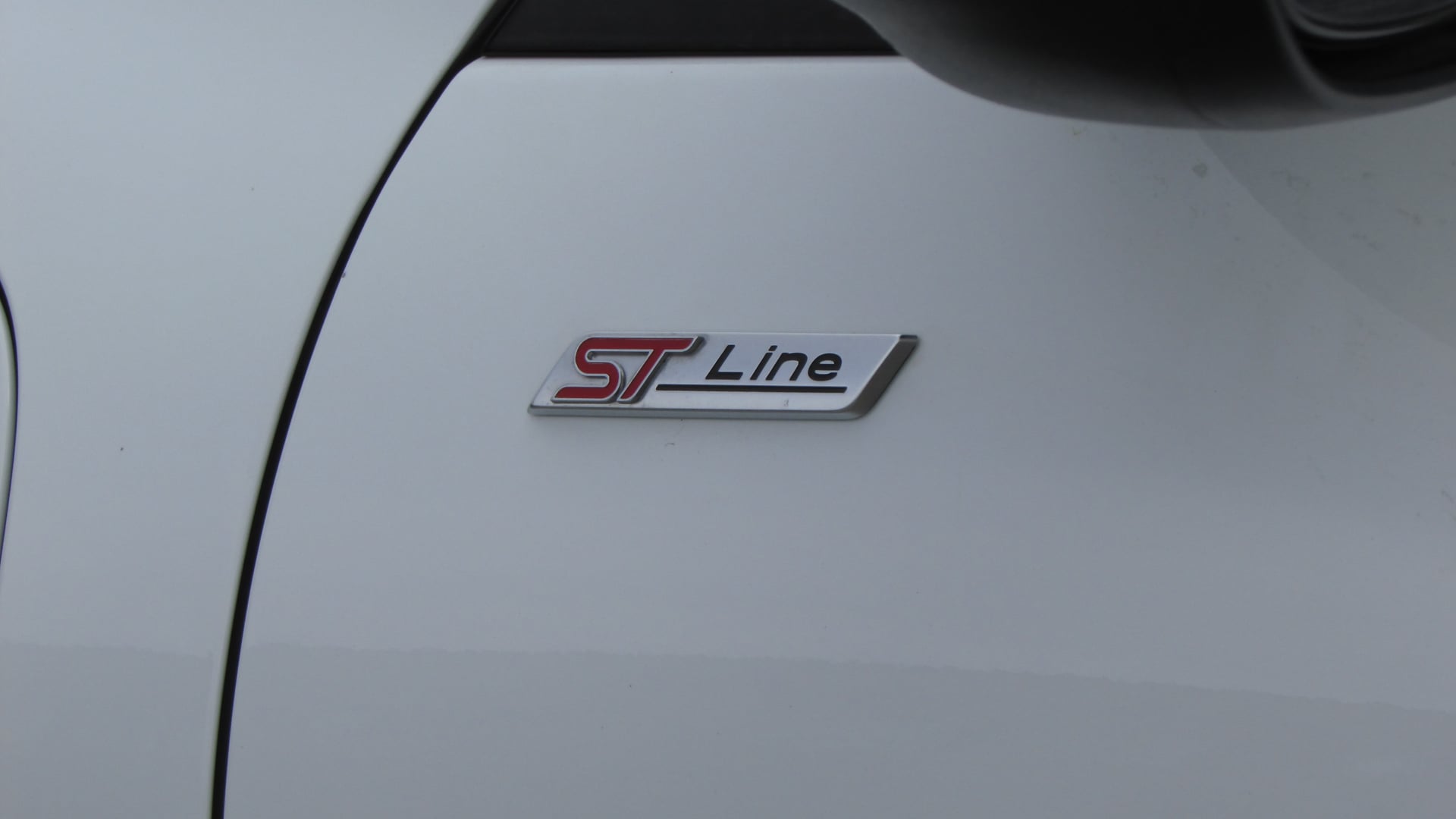 Ford Kuga 2,5L DURATEC 225CH PHEV ST LINE — 26