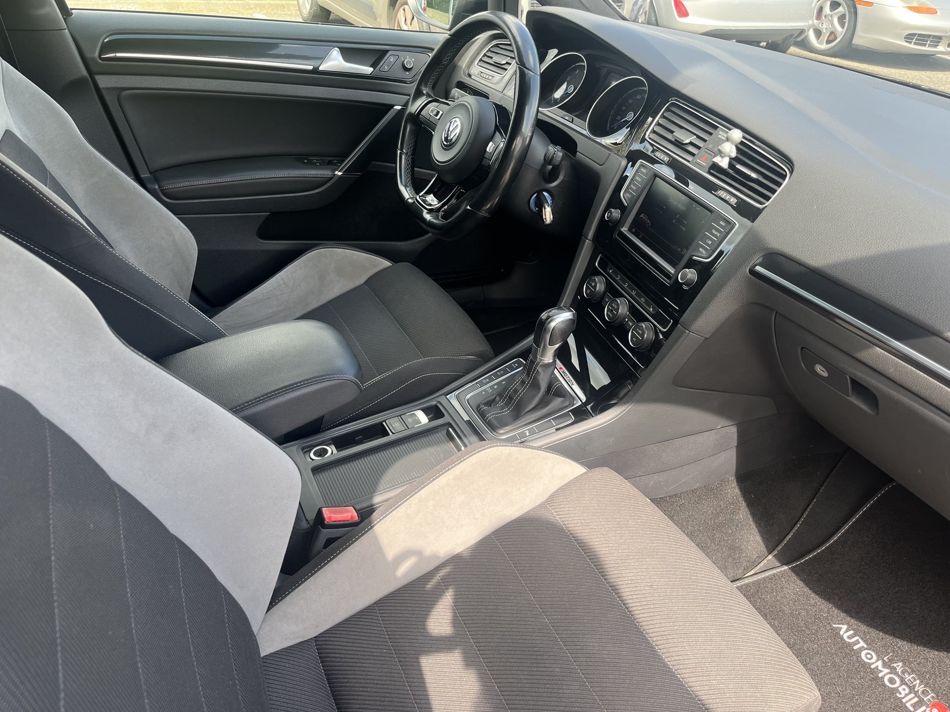 Volkswagen Golf VII 2.0 TSI 300 CH R 4MOTION DSG STAGE 1 — 21