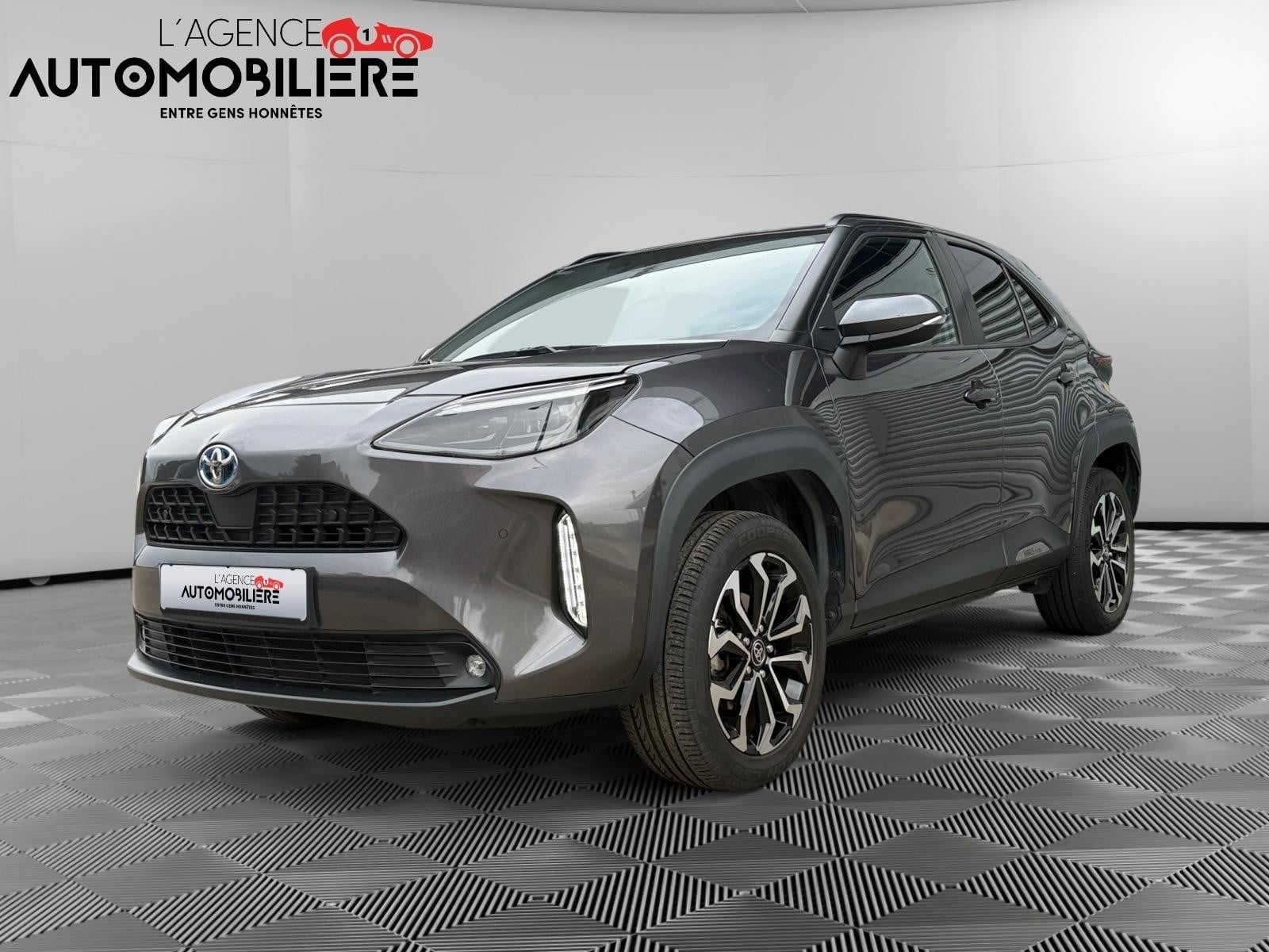 Toyota Yaris CROSS 1.5 114H 90 HYBRID FULL-HYBRID 0.8KWH DESIGN BVA