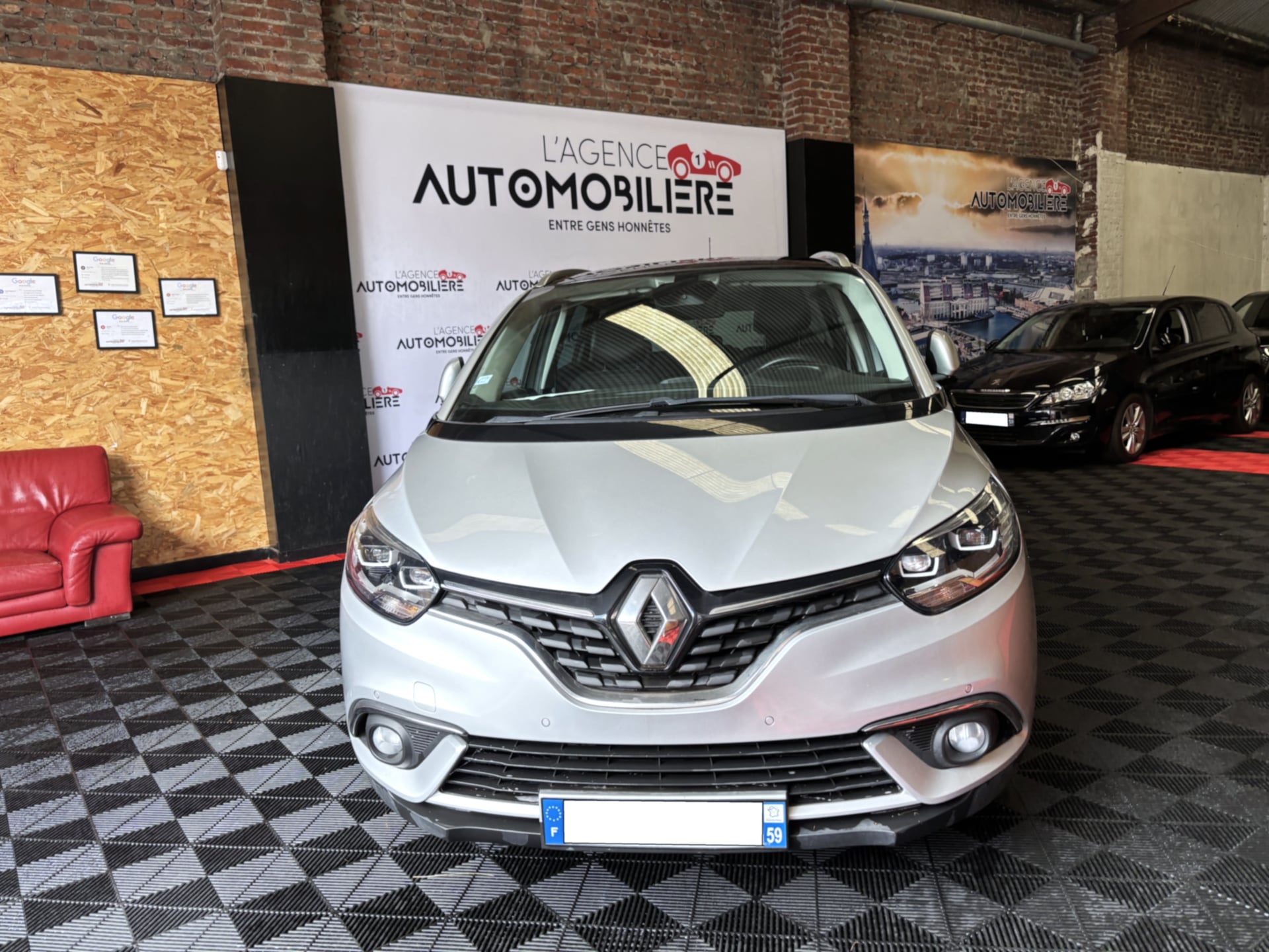 Renault Grand Scenic Grand Scenic 1.3 TCe 140ch FAP Business 7 places — 2