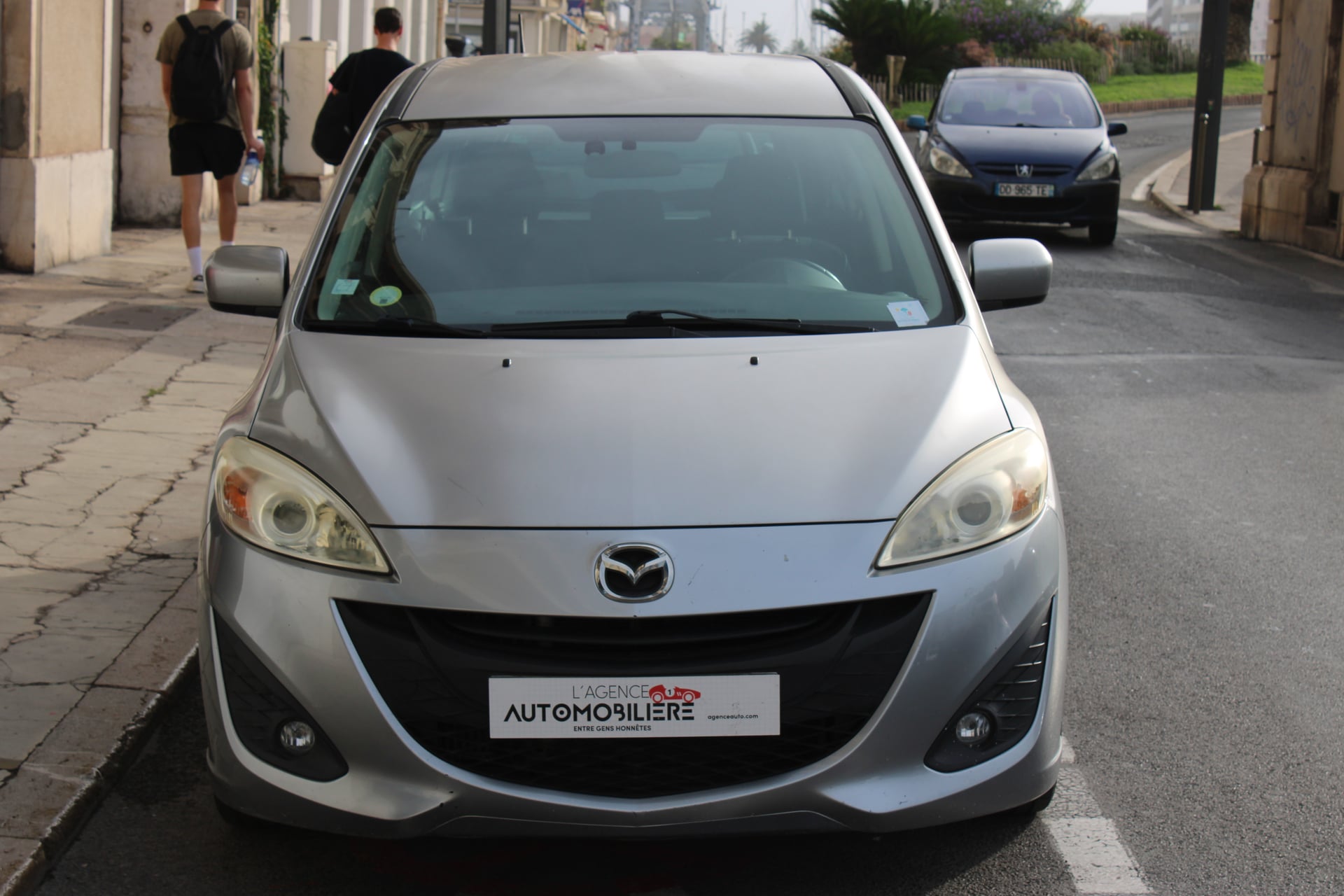 Mazda Mazda 5 II 1.6 MZ-CD 115 ELEGANCE ( 1ère main, Radar Arr, Roue de secours .. ) — 2