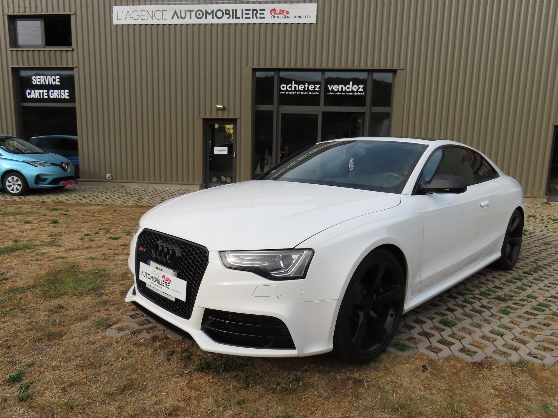 Audi RS5 V8 4.2 FSi Quattro 450Cv
