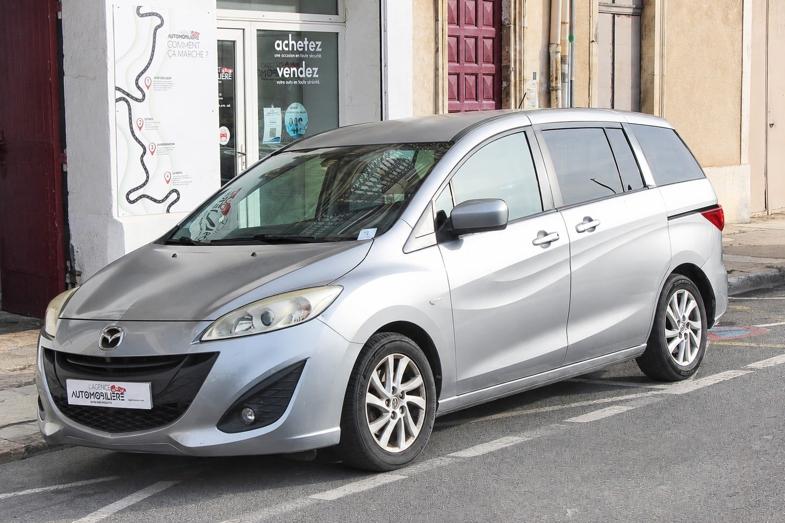 Mazda Mazda 5 II 1.6 MZ-CD 115 ELEGANCE ( 1ère main, Radar Arr, Roue de secours .. )