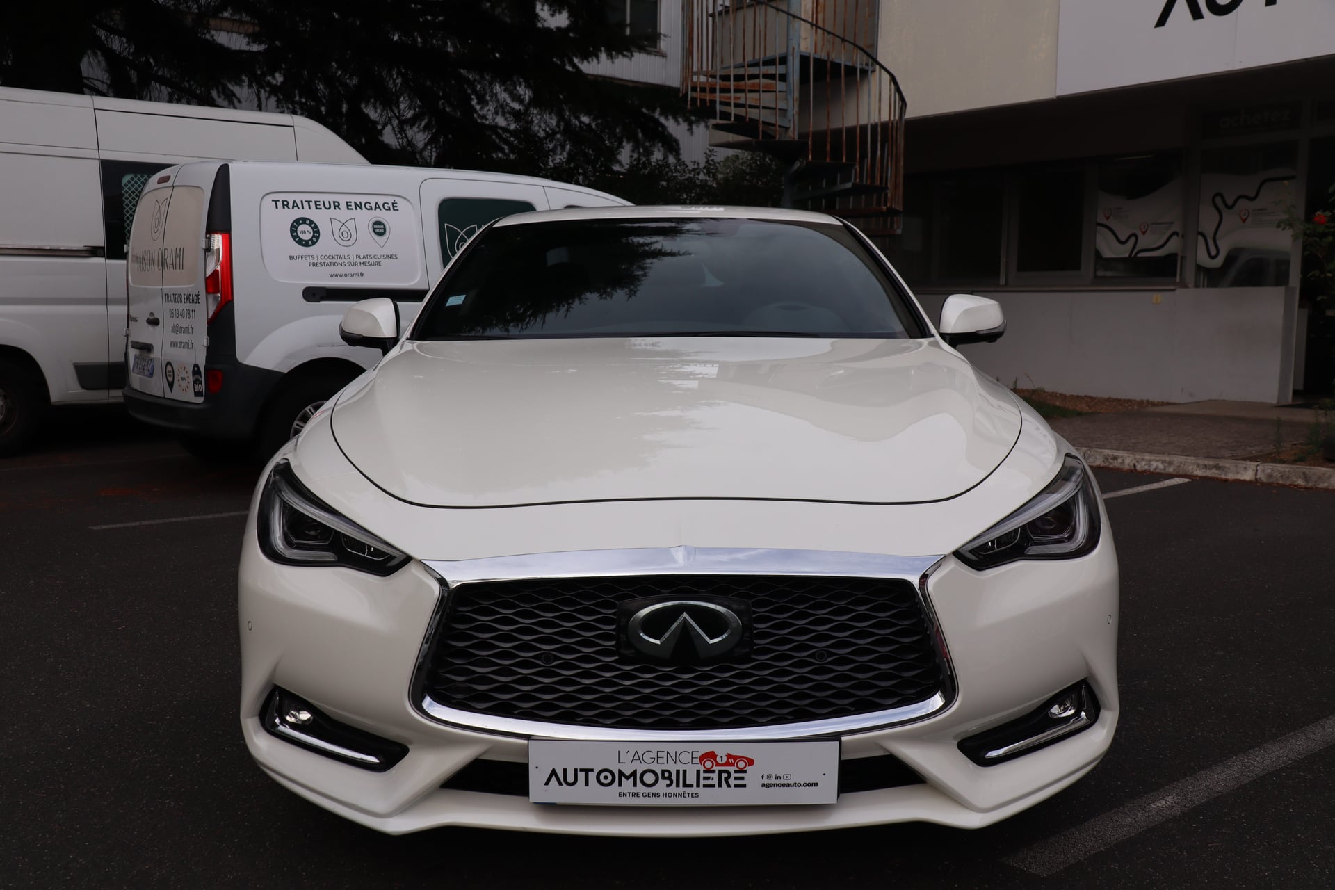 Infiniti Q60 S 3.0 T V6 24V AWD 405 cv Boîte auto — 2