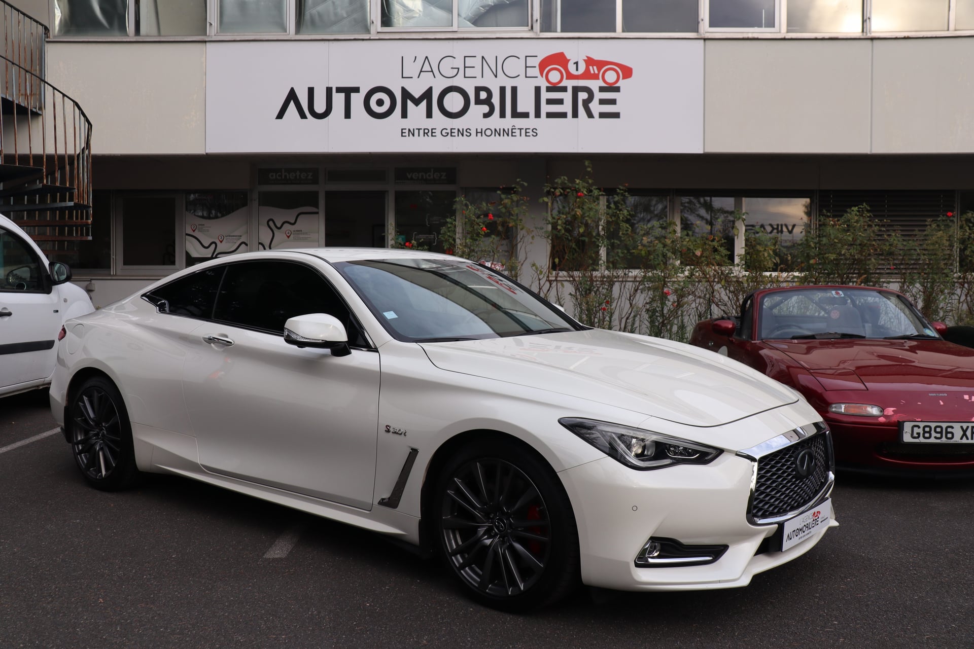 Infiniti Q60 S 3.0 T V6 24V AWD 405 cv Boîte auto