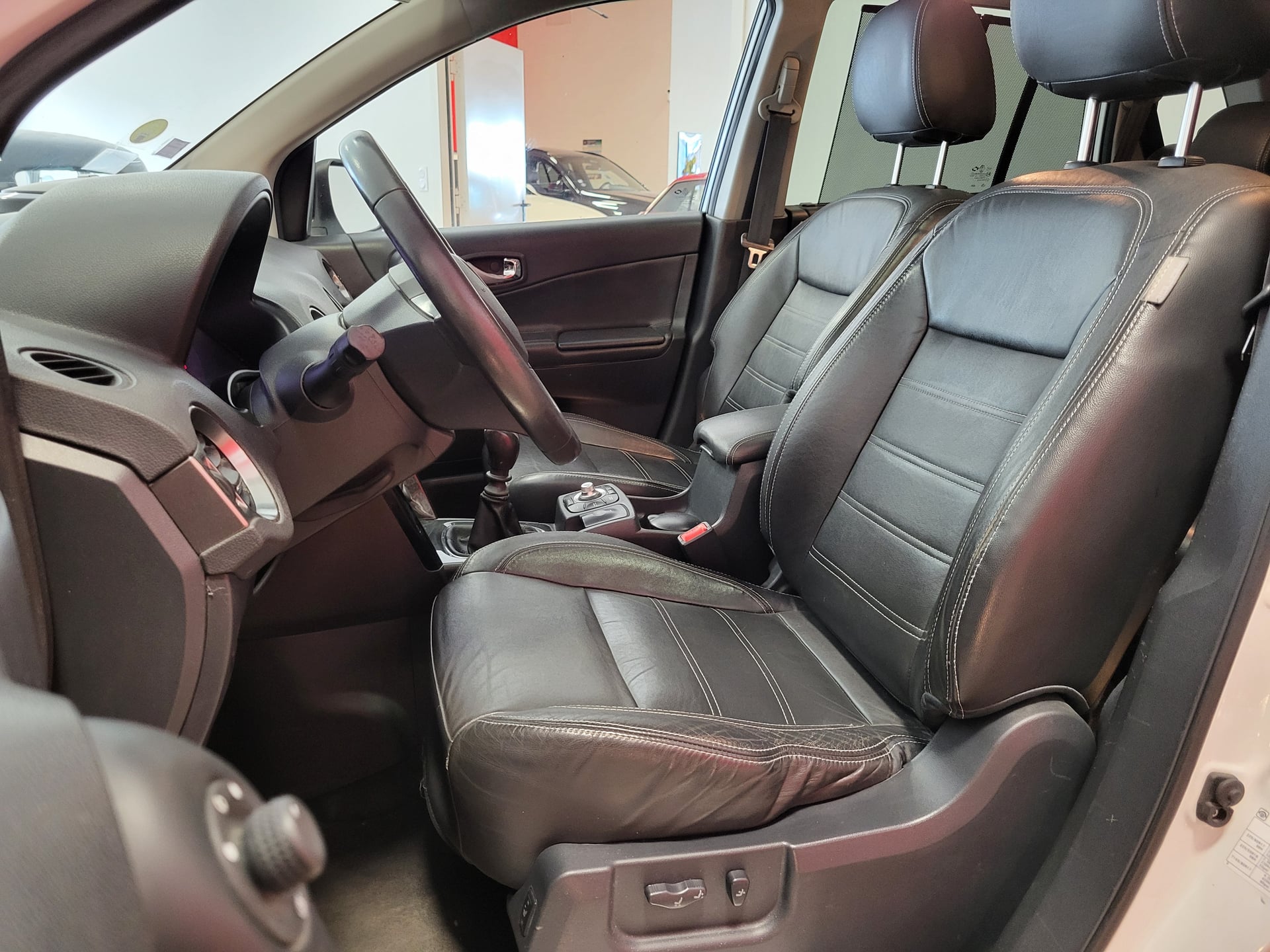 Renault Koleos 2.0 DCI 150 BOSE EDITION 4X2 — 12