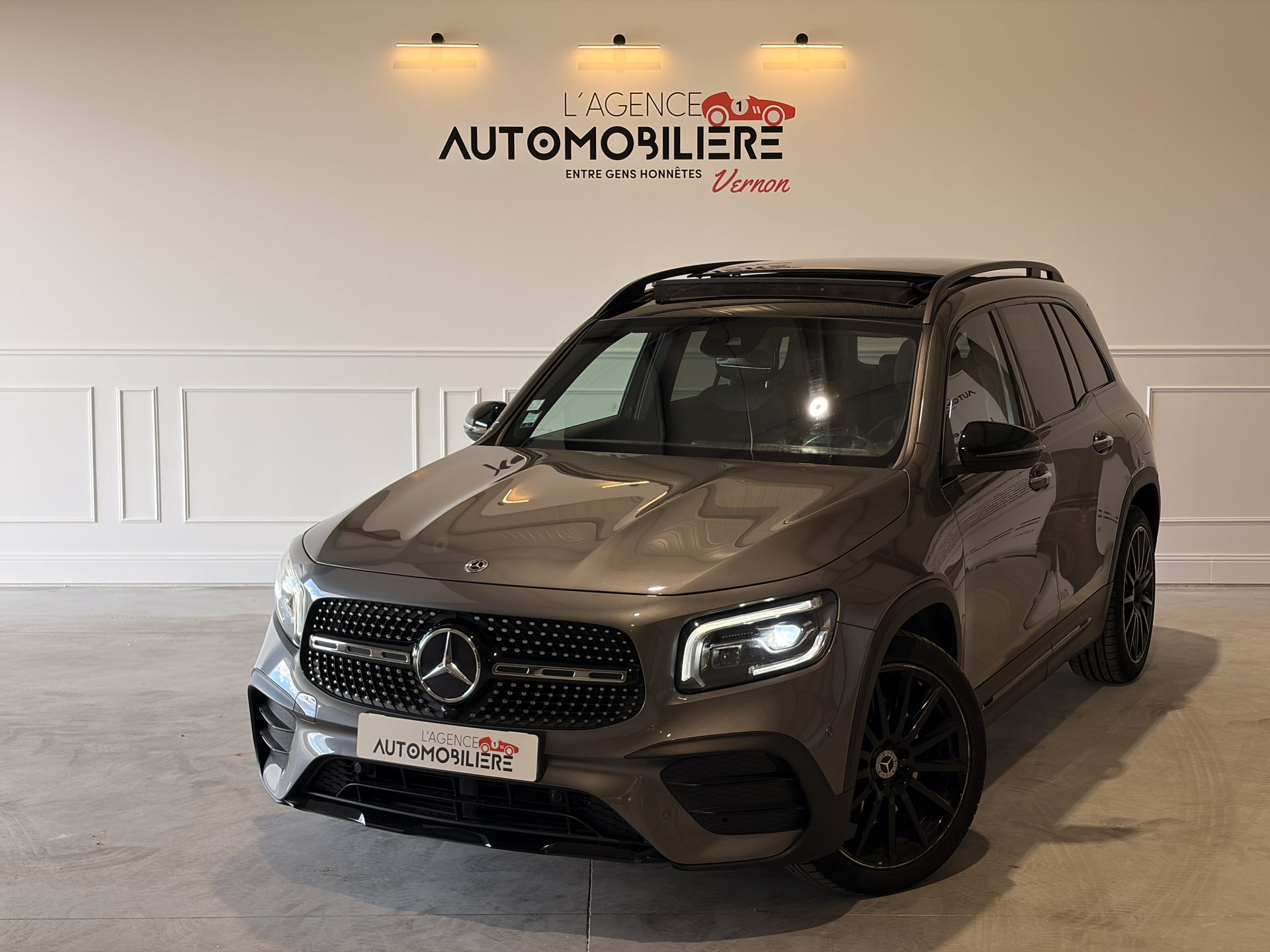 Mercedes-Benz GLB 220 D 4MATIC AMG LINE 8G-DCT (7 PLACES)
