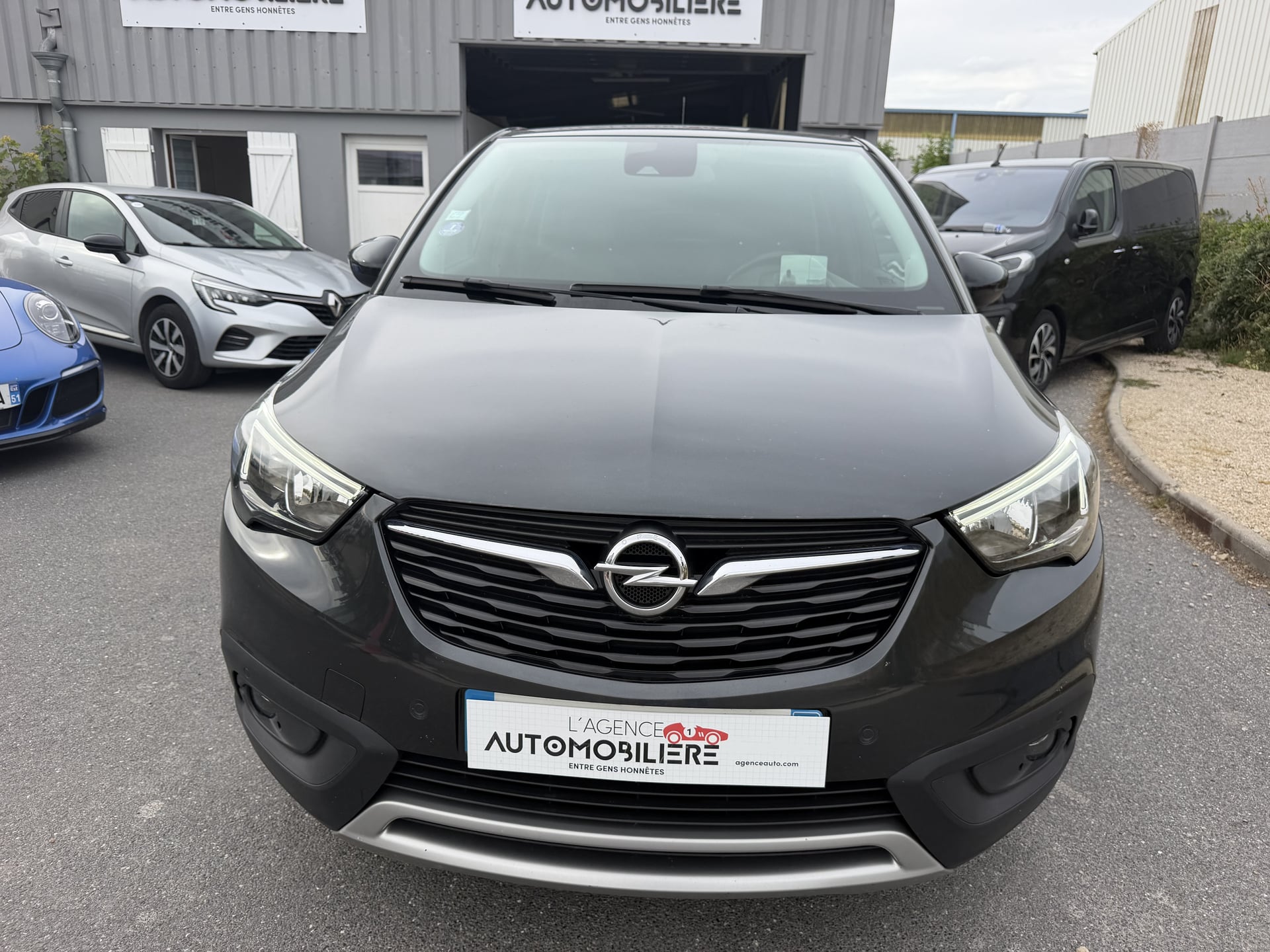 Opel Crossland x 1.2 i 12V Turbo 110 cv — 2