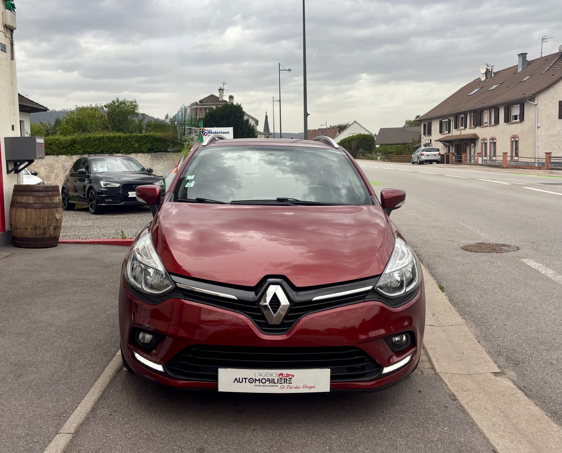 Renault Clio IV Estate 0.9 TCe 12V Energy 90 ch ZEN 1ère main — 2
