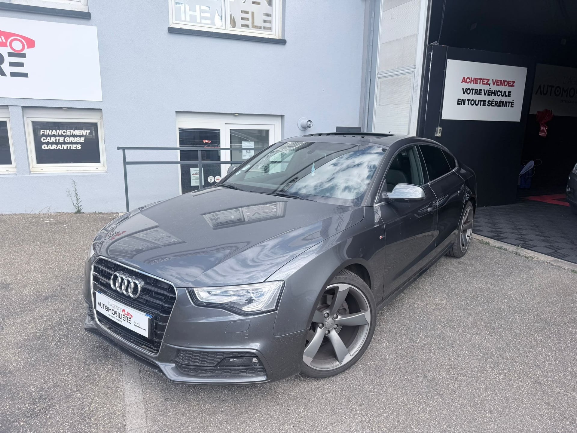 Audi A5 Sportback 2.0 TDI 190 S-LINE Bluetooth - Caméra de recul - Toit ouvrant
