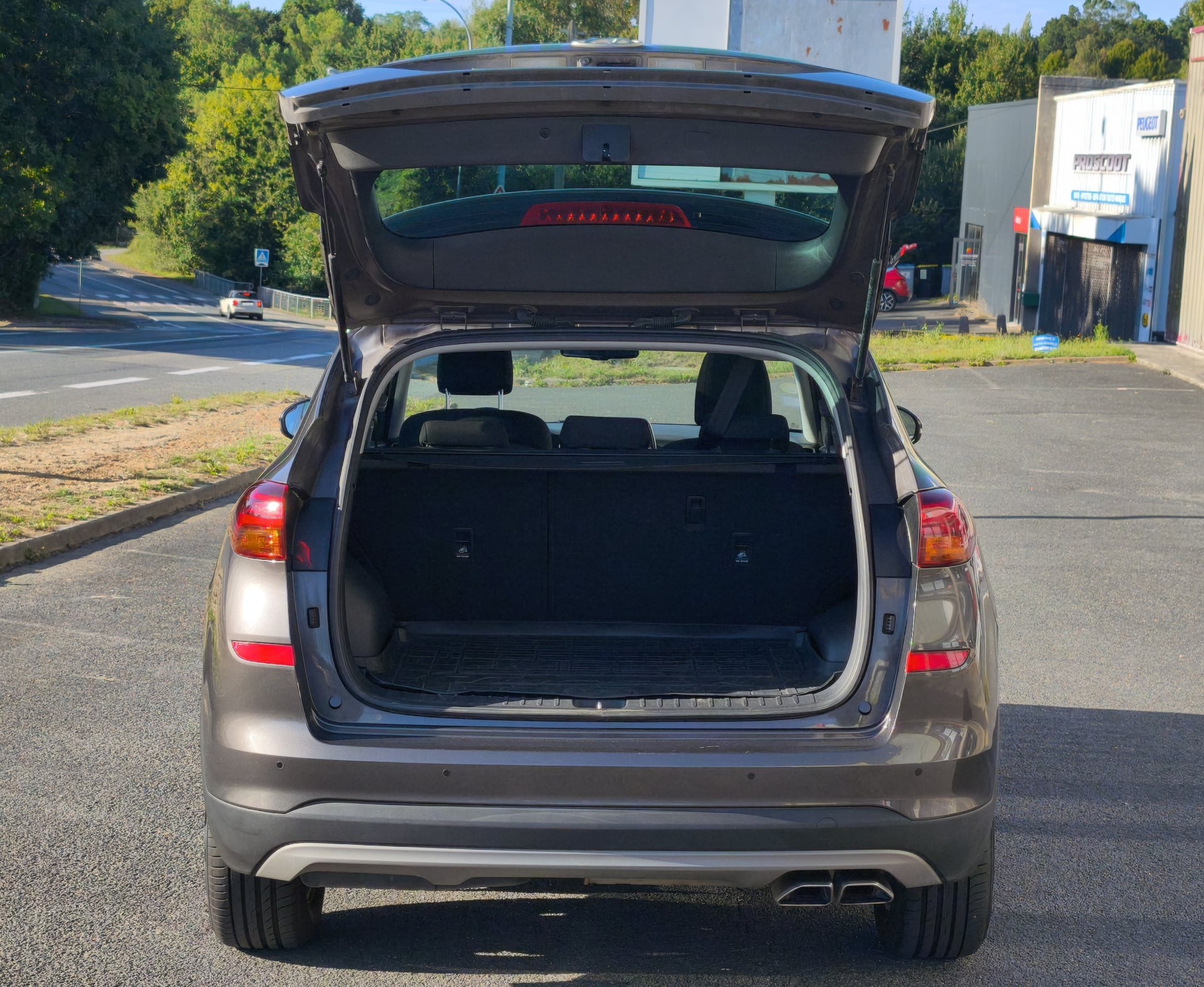 Hyundai Tucson 1.6 crdi 2WD 136 ch CREATIVE — 38