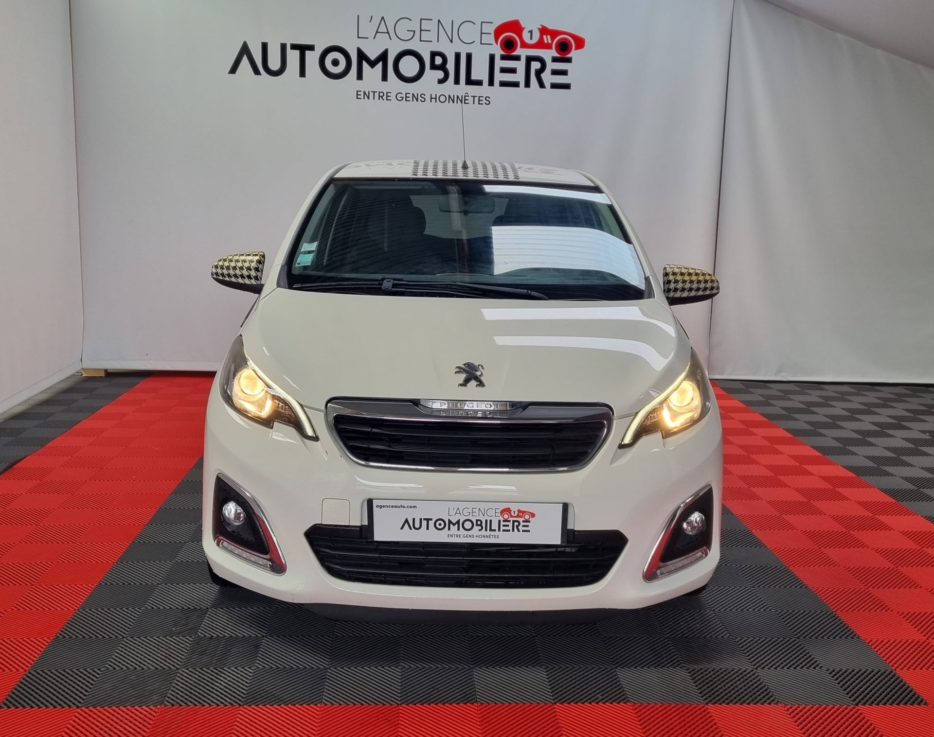Peugeot 108 108 ALLURE "CODE DRESSY" 80cv BVM5 — 2