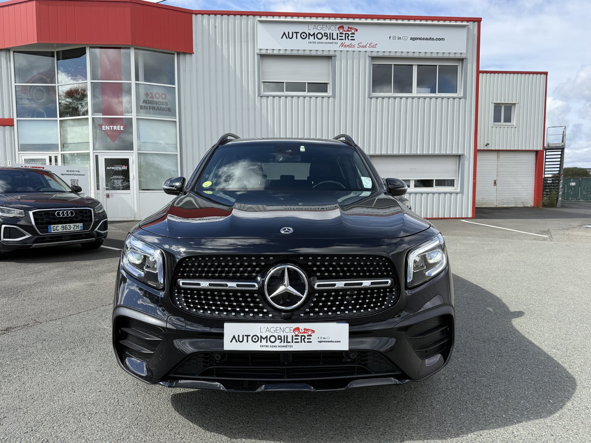 Mercedes-Benz GLB 220 D 4MATIC AMG LINE 8G-DCT | ENTRETIEN MERCEDES | GARANTIE 12 MOIS — 2