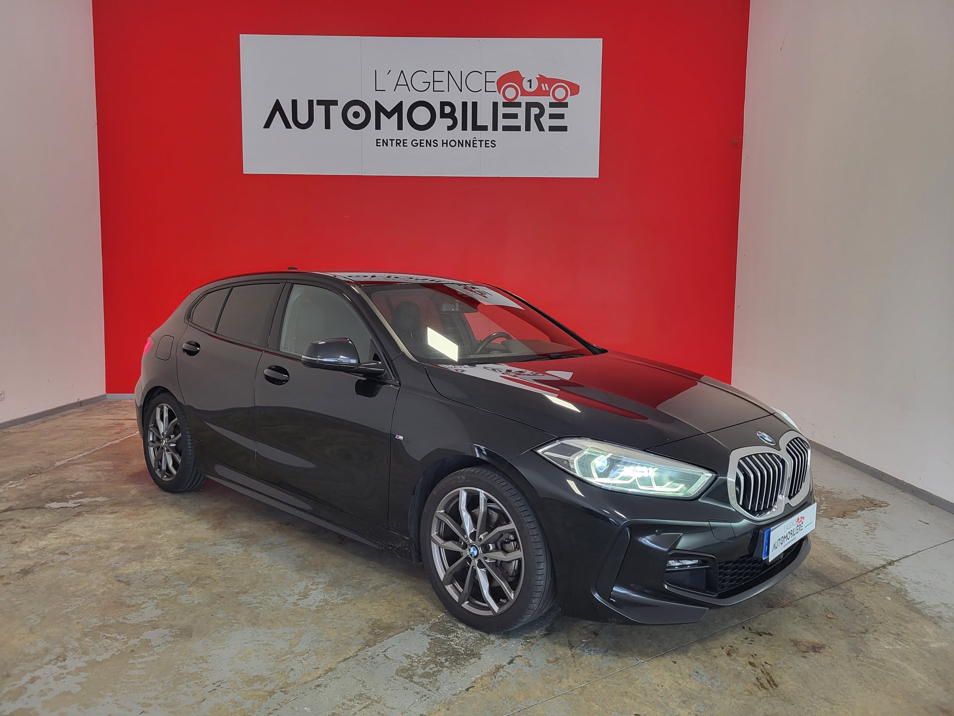 BMW Série 1 118i M SPORT DKG7 + CARPLAY