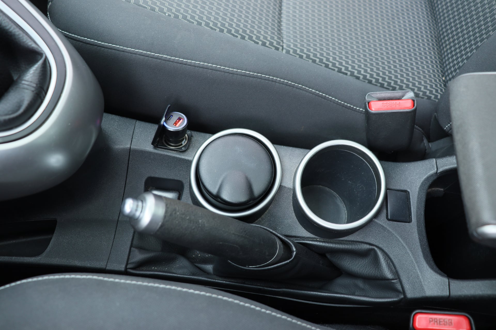 Toyota Verso Ph2 1.6 D-4D 112 SkyBlue BVM6 7 Places (Toit pano, caméra de recul) — 40