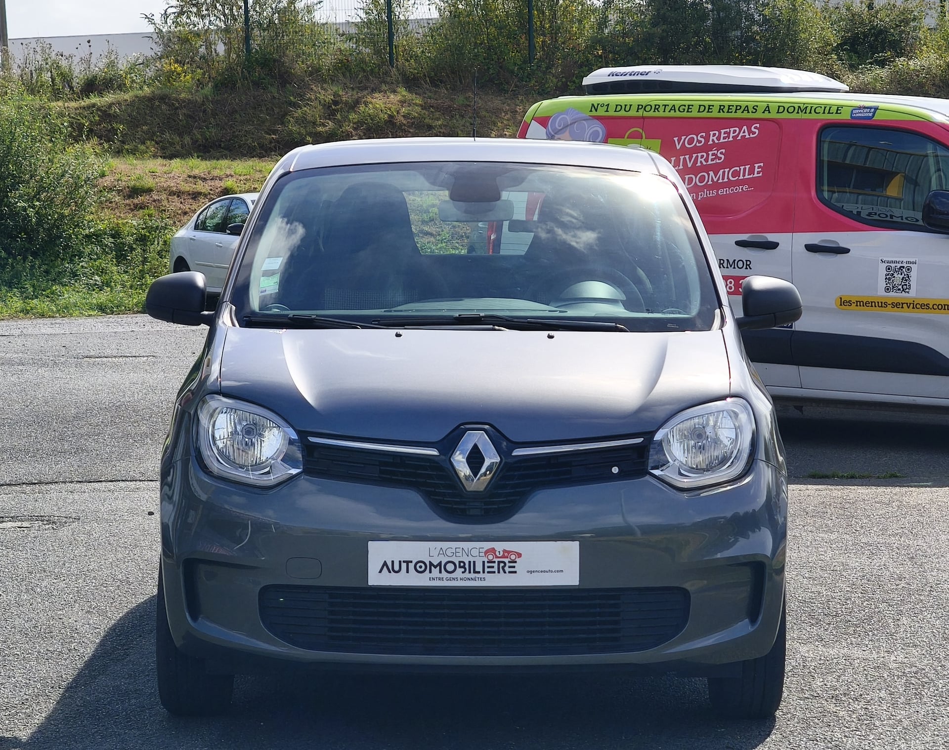 Renault Twingo 1.0 sce 65 ch — 2