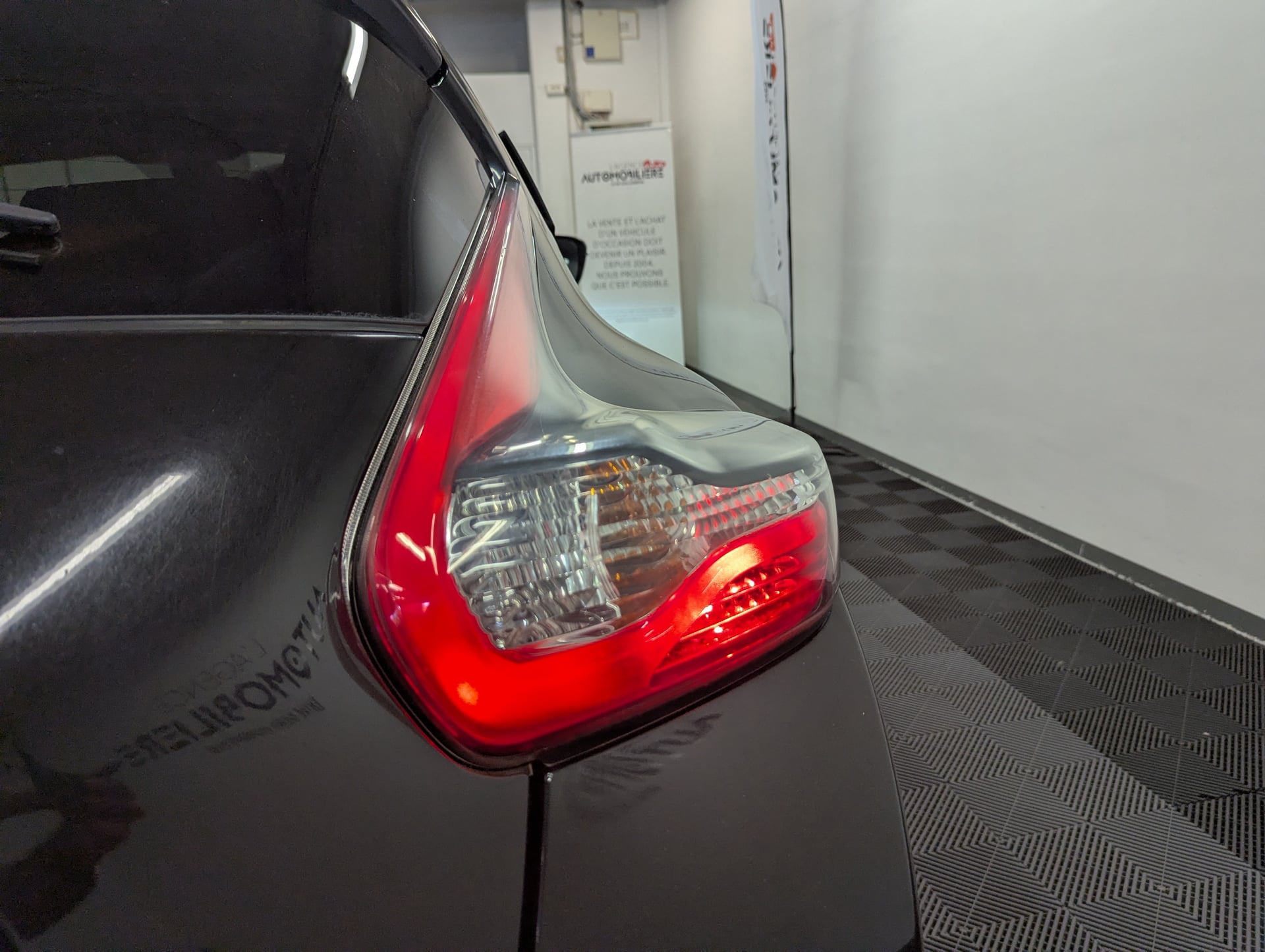 Nissan Juke 1.6 E 117 6CV TEKNA CVT — 30
