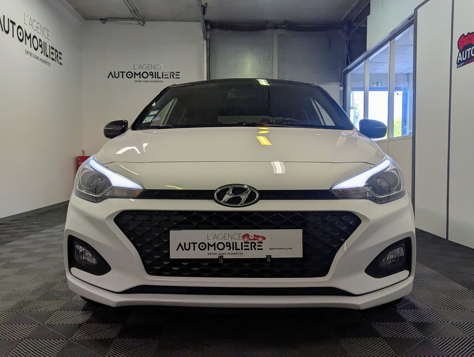 Hyundai i20 II (2) 1.2 84 EDITION STYLE — 2