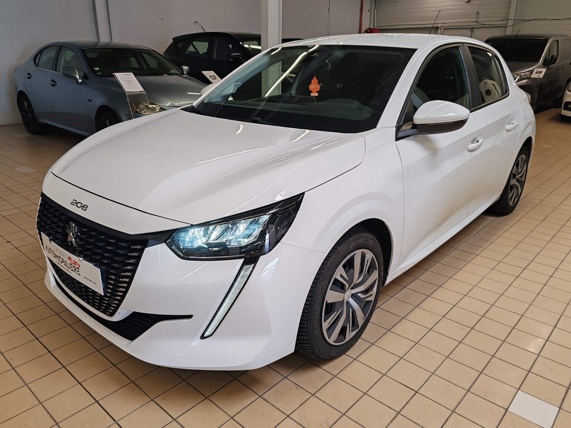Peugeot 208 1.2 PURETECH ACTIVE BUSINESS