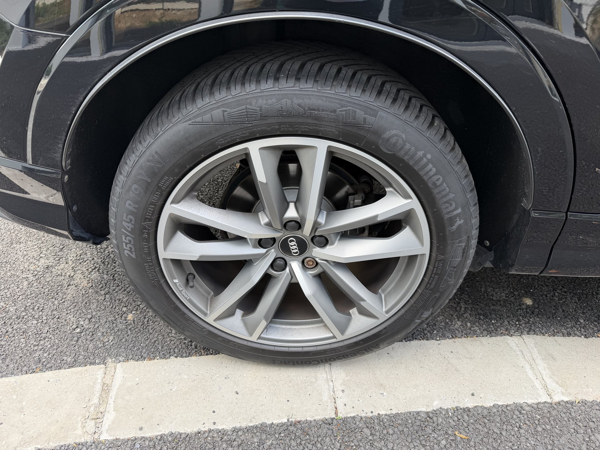 Audi Q3 2.0 35 TDI 150CH S-LINE S-TRONIC 7 — 28