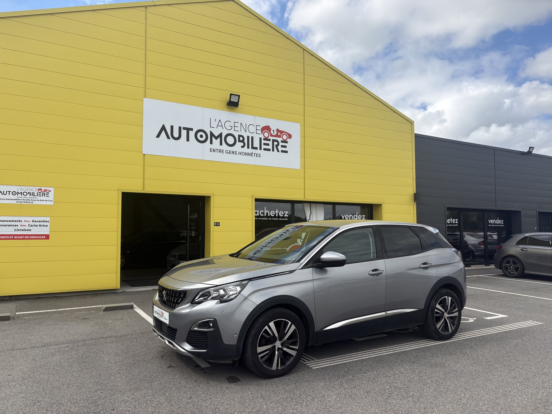 Peugeot 3008 1.6 Blue HDI Allure