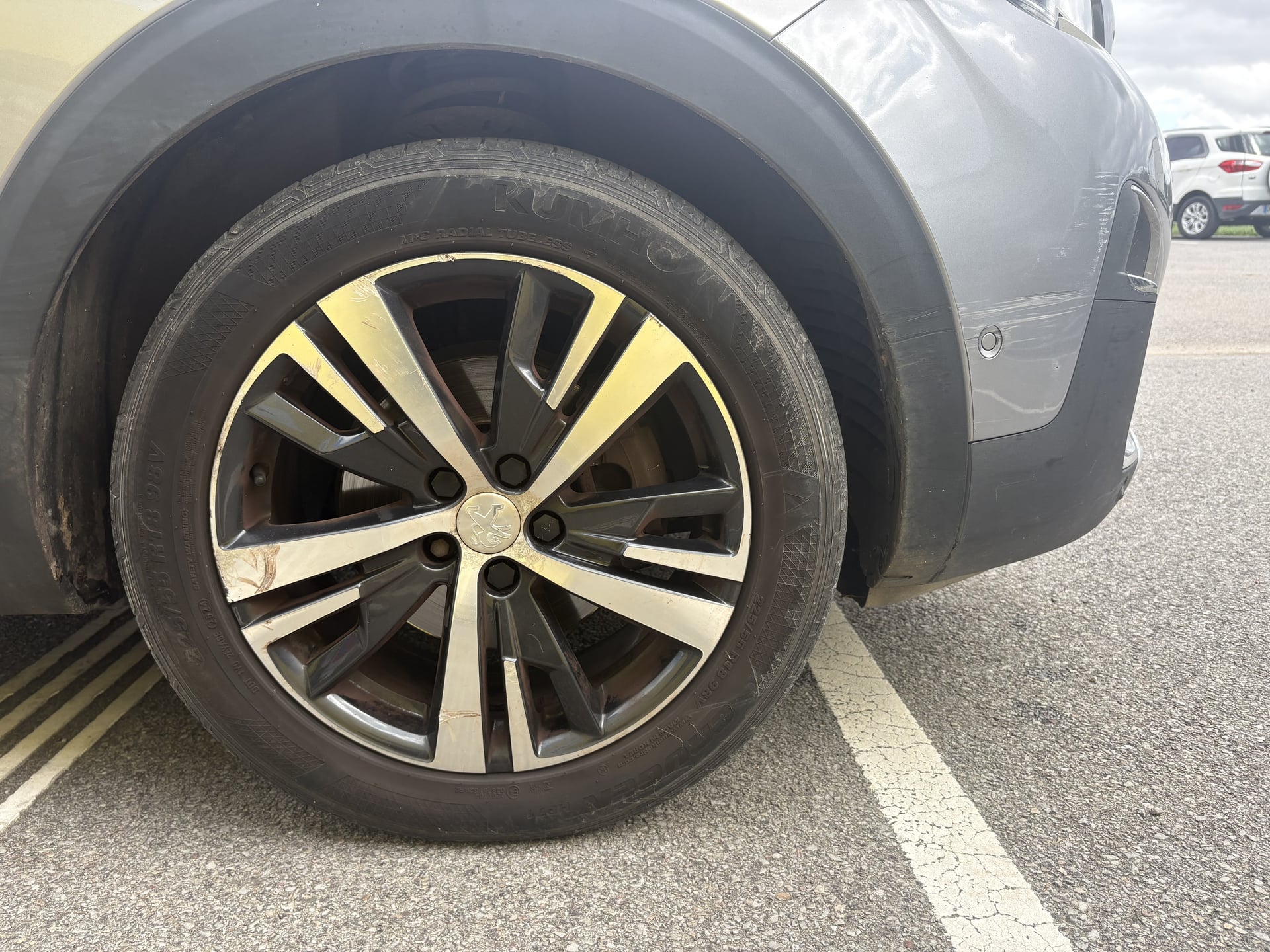 Peugeot 3008 1.6 Blue HDI Allure — 28