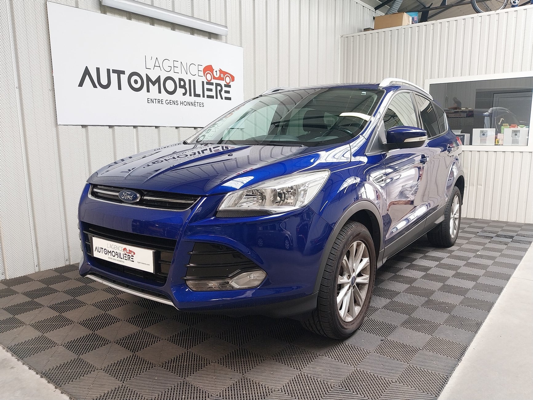 Ford Kuga 2.0 TDCI 120 TITANIUM 4X2