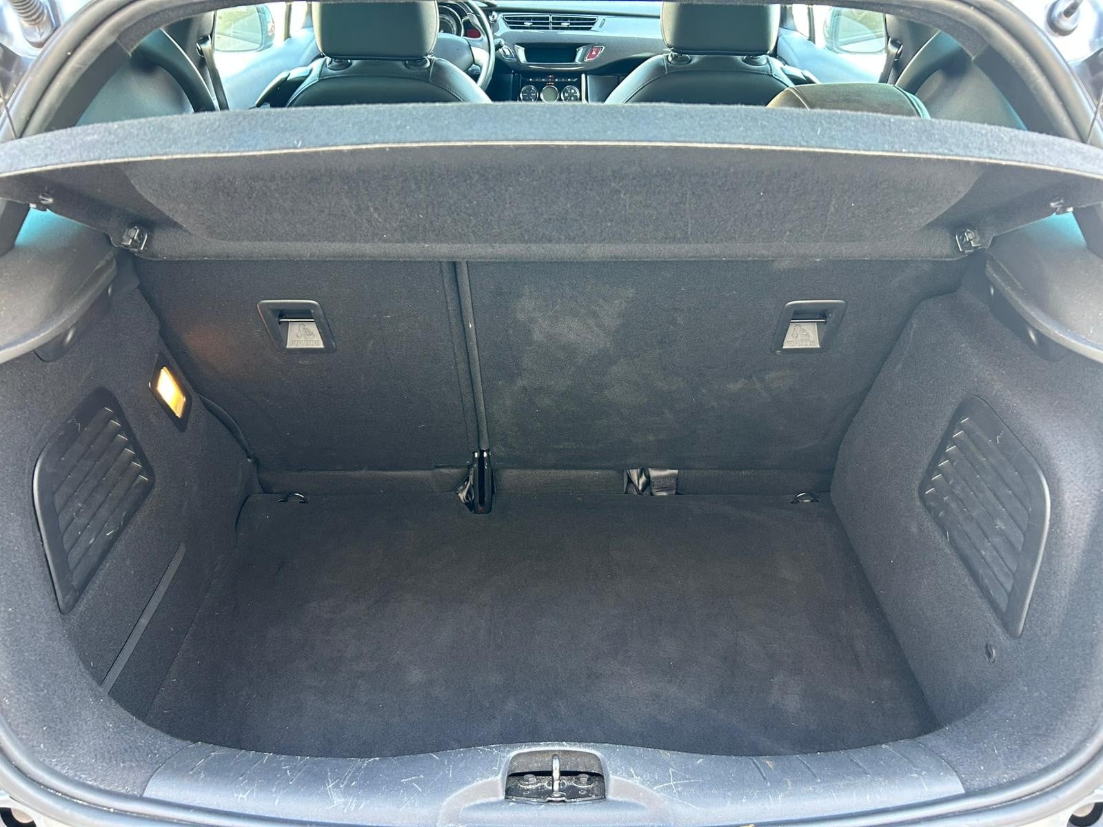 Citroen DS3 1.6 THP 155 SPORT CHIC // 61500KM à SAISIR — 29