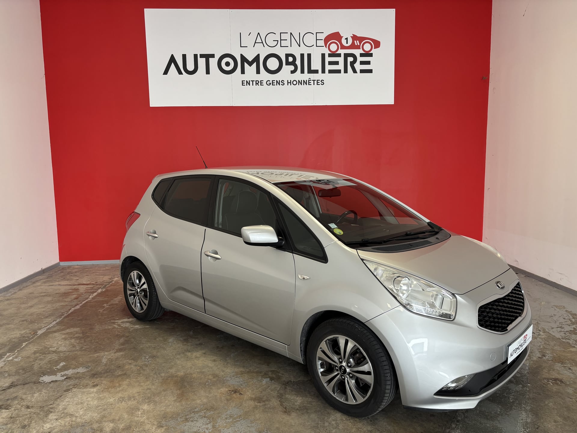 Kia Venga KIA VENGA 1.6 CRDI 115 ACTIVE