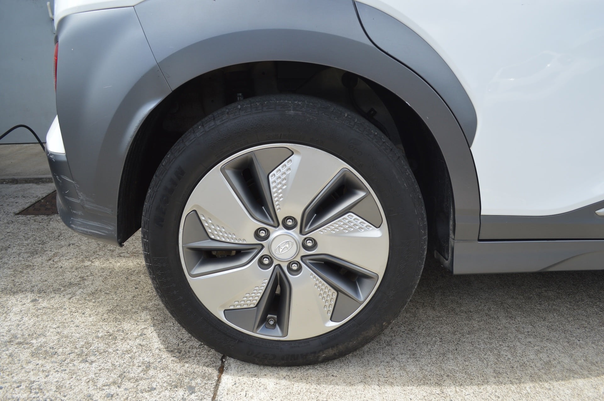 Hyundai KONA 204ch Executive 64kw — 16