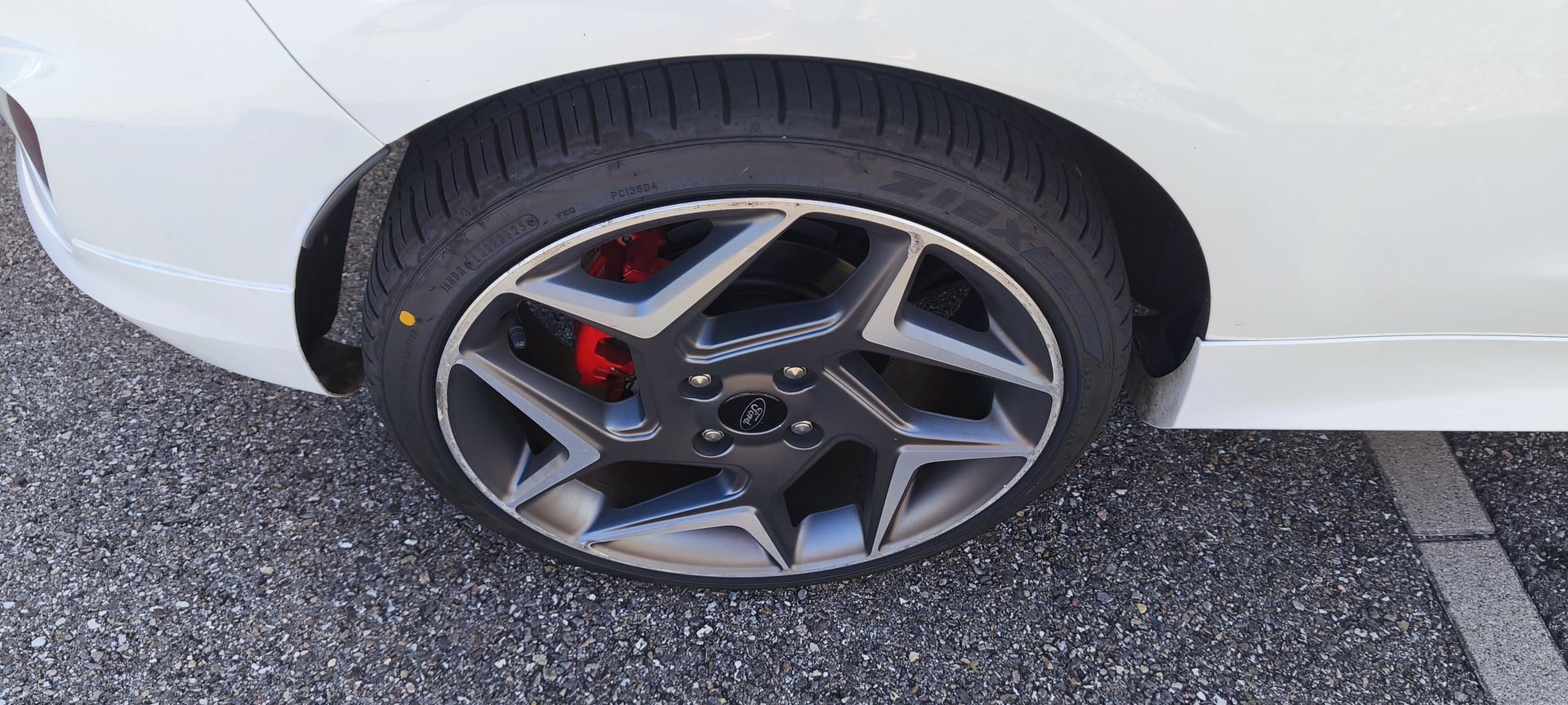 Ford Fiesta ST +1.5 ECOBOOST 200 BANG OLUFSEN — 35