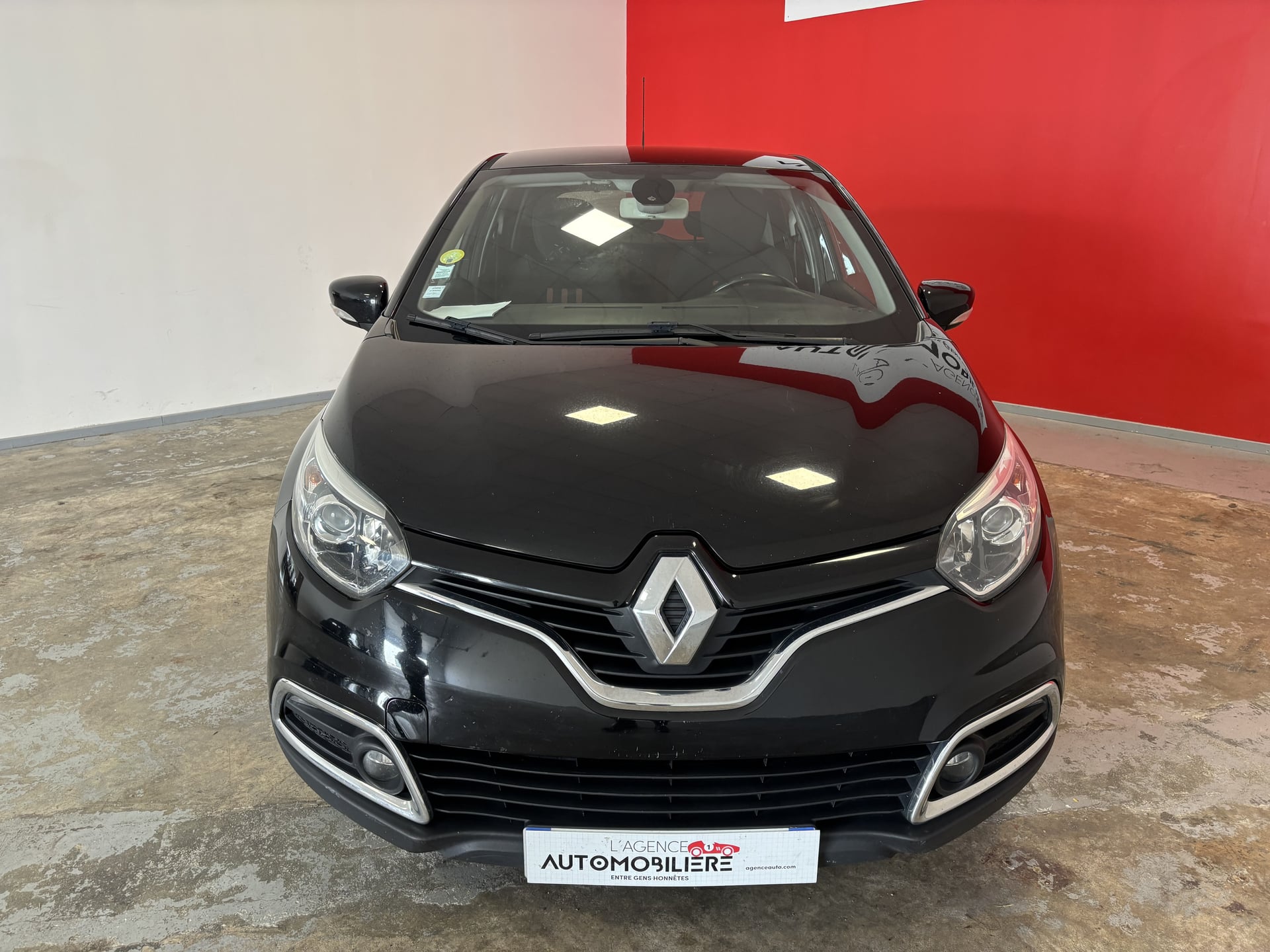 Renault Captur RENAULT CAPTUR 1.5 DCI 90 ENERGY INTENS + ATTELAGE — 2
