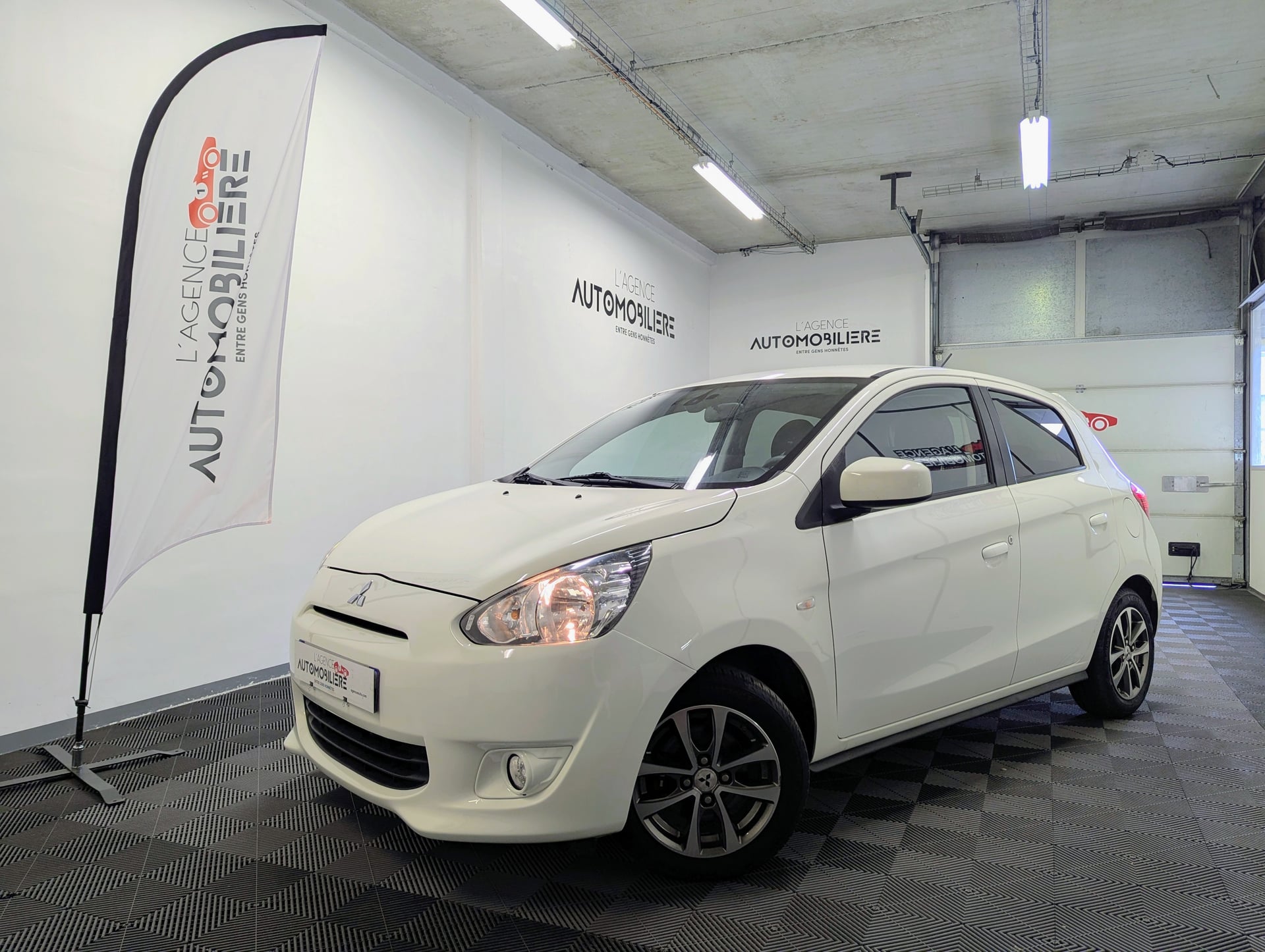 Mitsubishi Space Star II 1.2 MIVEC 80 SELECTION INTENSE AUTO