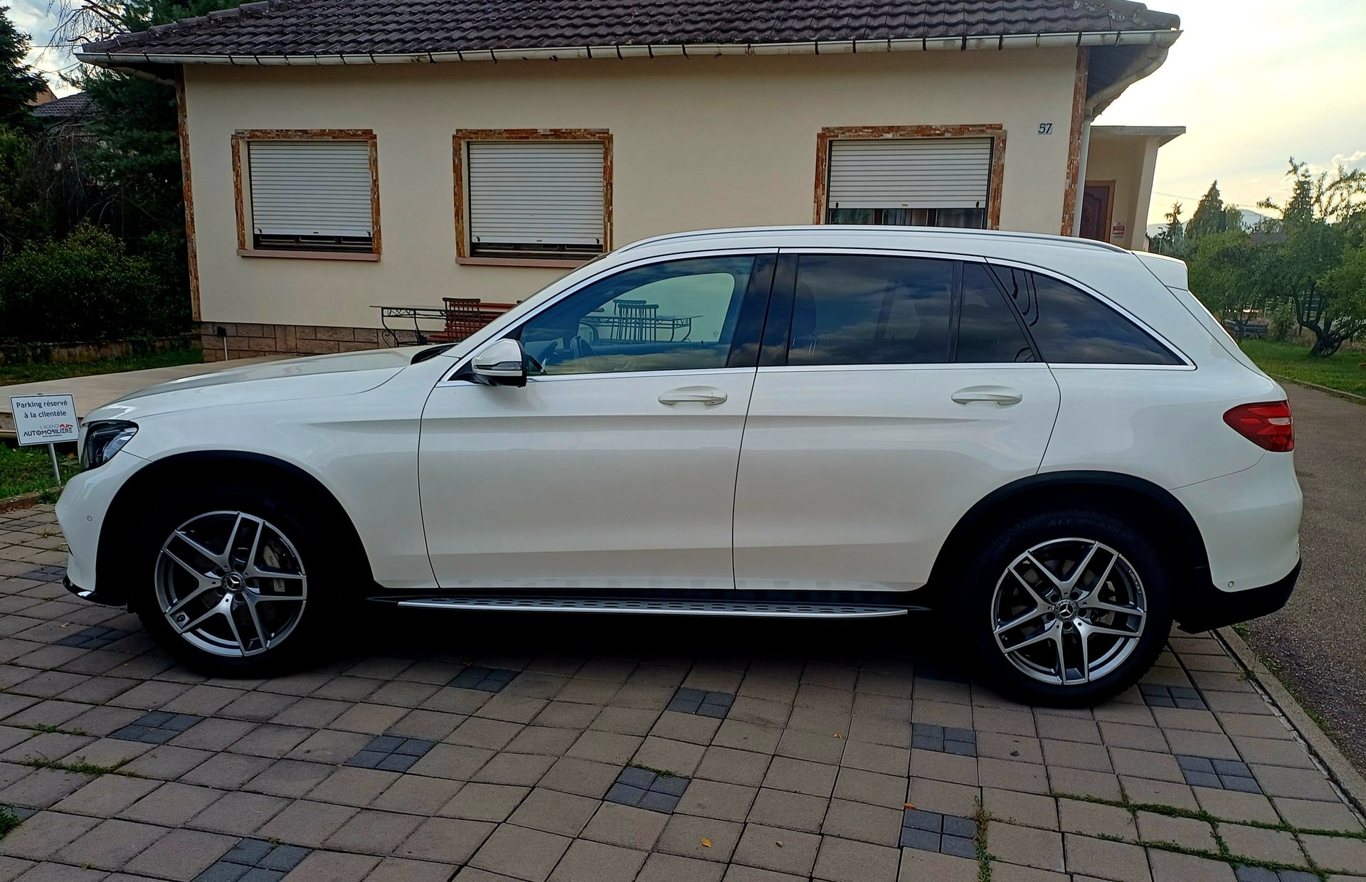 Mercedes-Benz Classe GLC 250 d 2.2 l 4MATIC Fascination AMG LINE 9G-Tronic 204 cv Boîte auto — 2