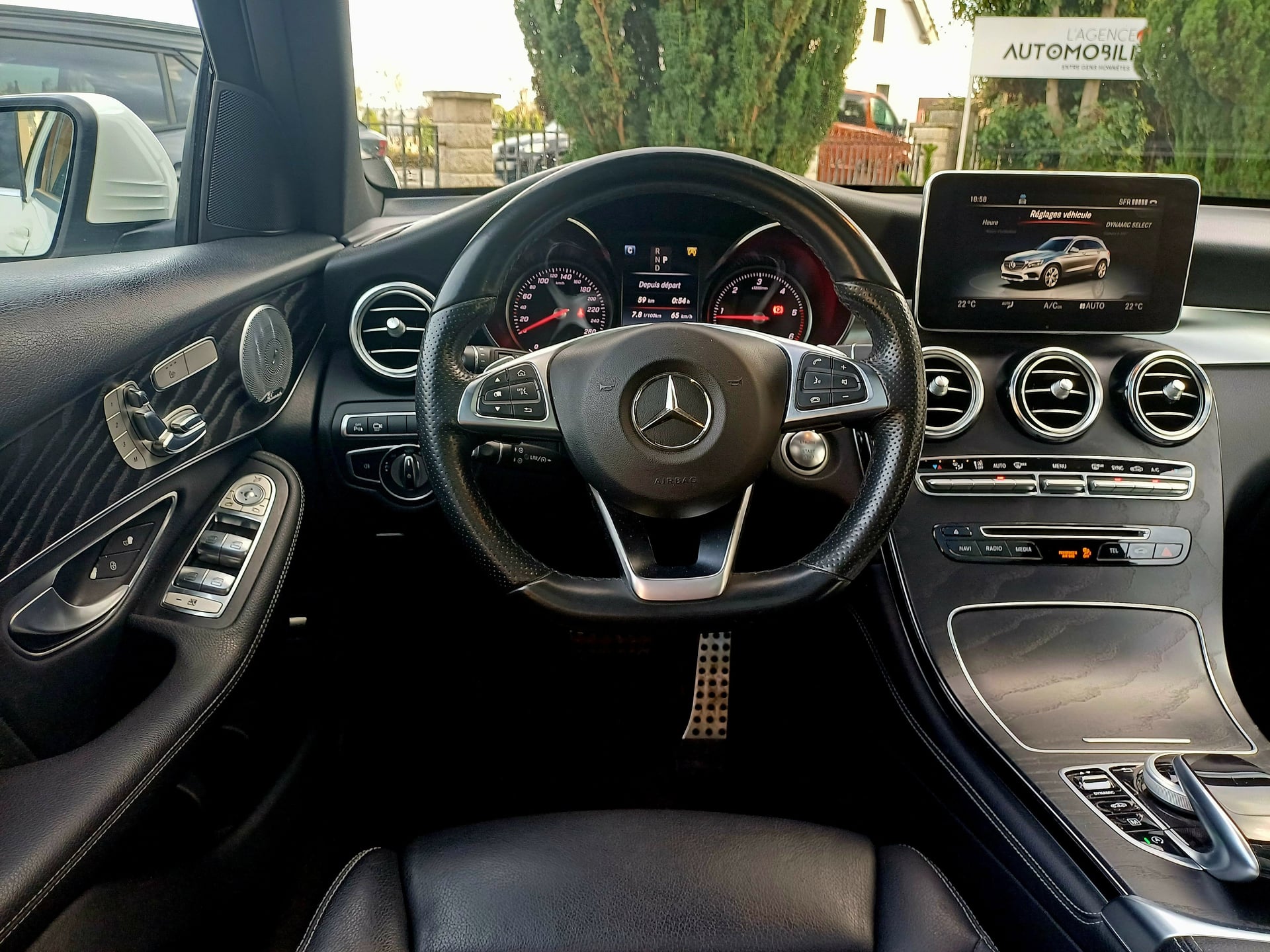 Mercedes-Benz Classe GLC 250 d 2.2 l 4MATIC Fascination AMG LINE 9G-Tronic 204 cv Boîte auto — 37