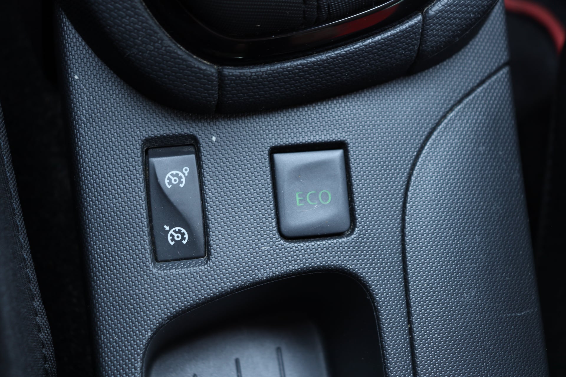 Renault Clio IV Estate 1.5 DCi 90 Intens BMV5 (1ère main, Distri à jour) — 39