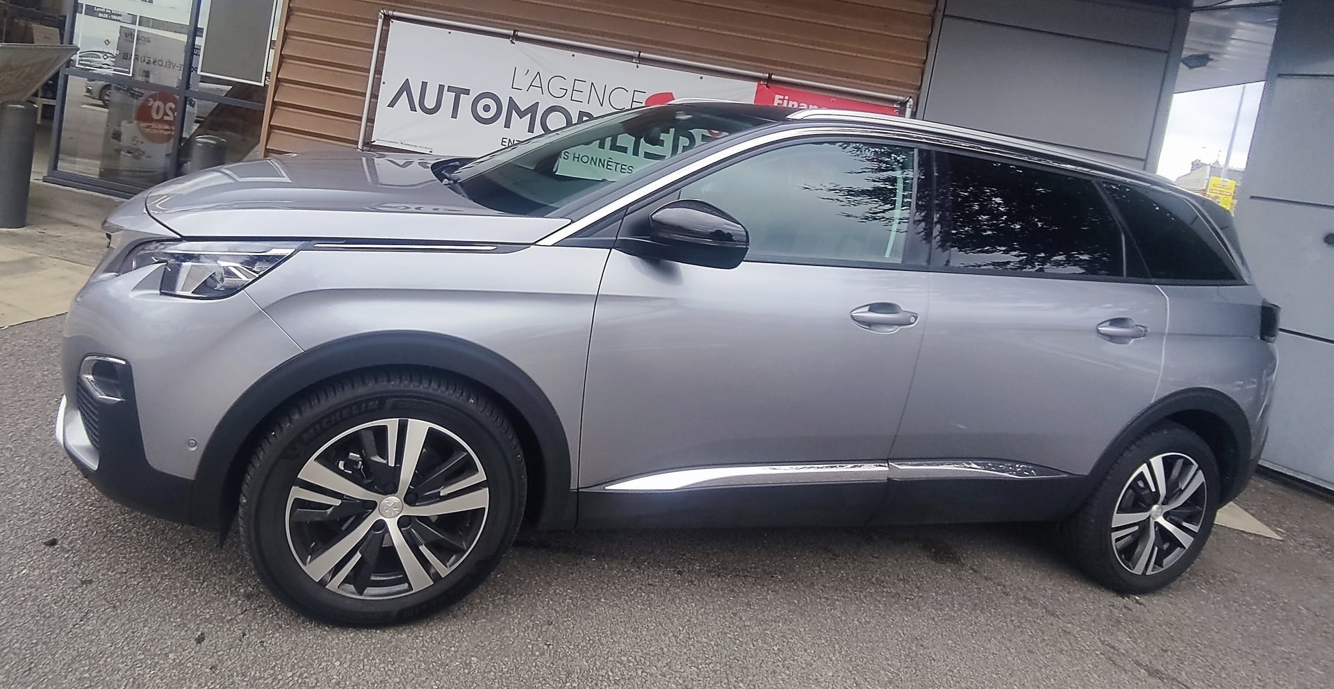Peugeot 5008 GENERATION-II ALLURE BUSINESS — 2