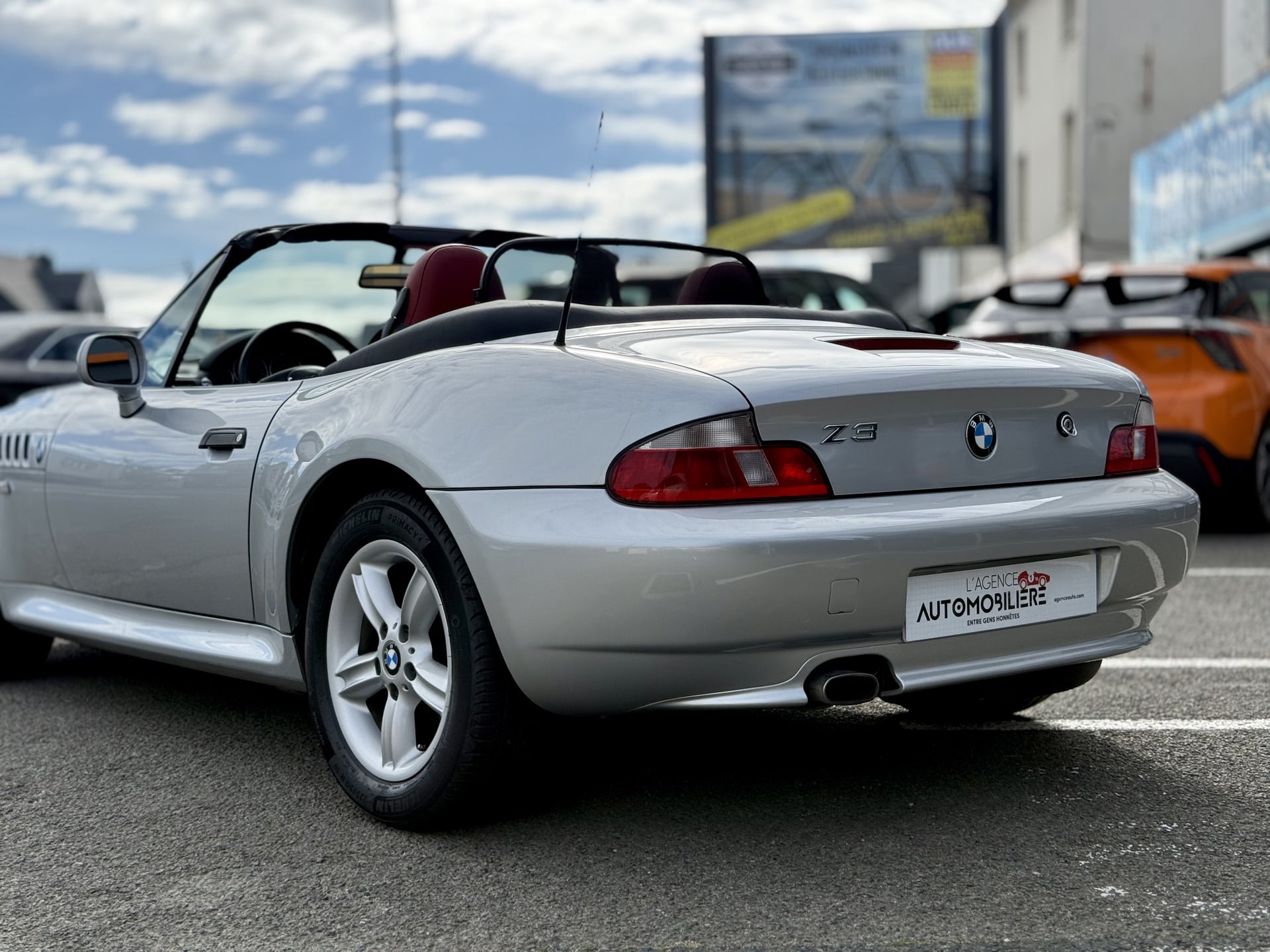 BMW Z3 Roadster 1.9i 116ch BVM5 Pack E36 (cuir rouge) — 40