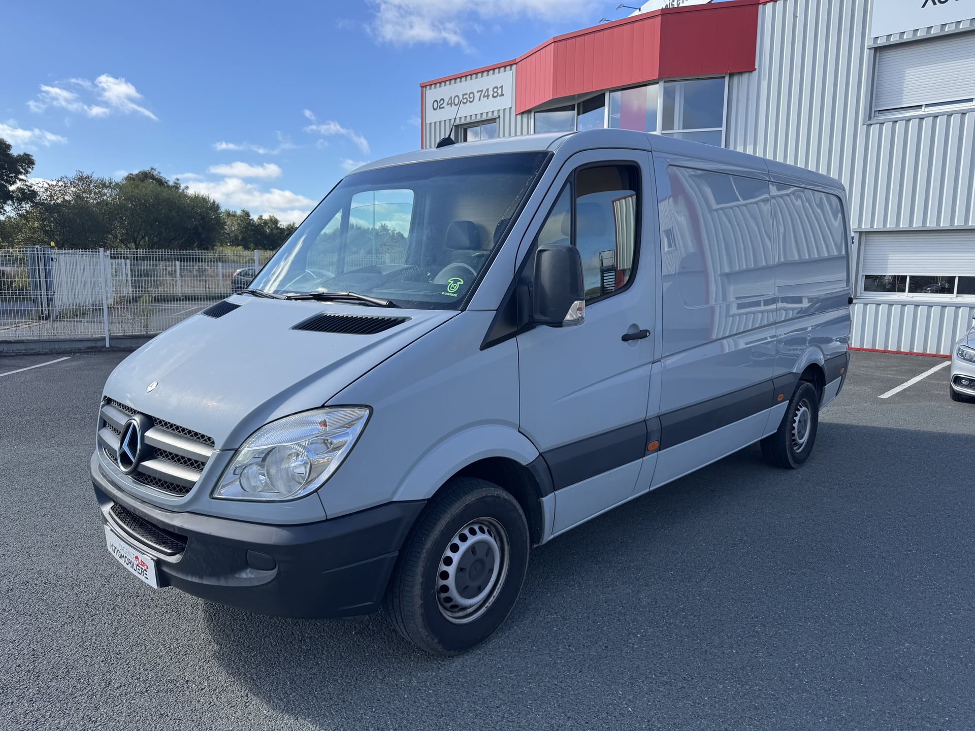 Mercedes-Benz Sprinter FGN 319 CDI 3.2 V6 | HAYON ELECTRIQUE | DISTRI A CHAINE | 2EME MAIN