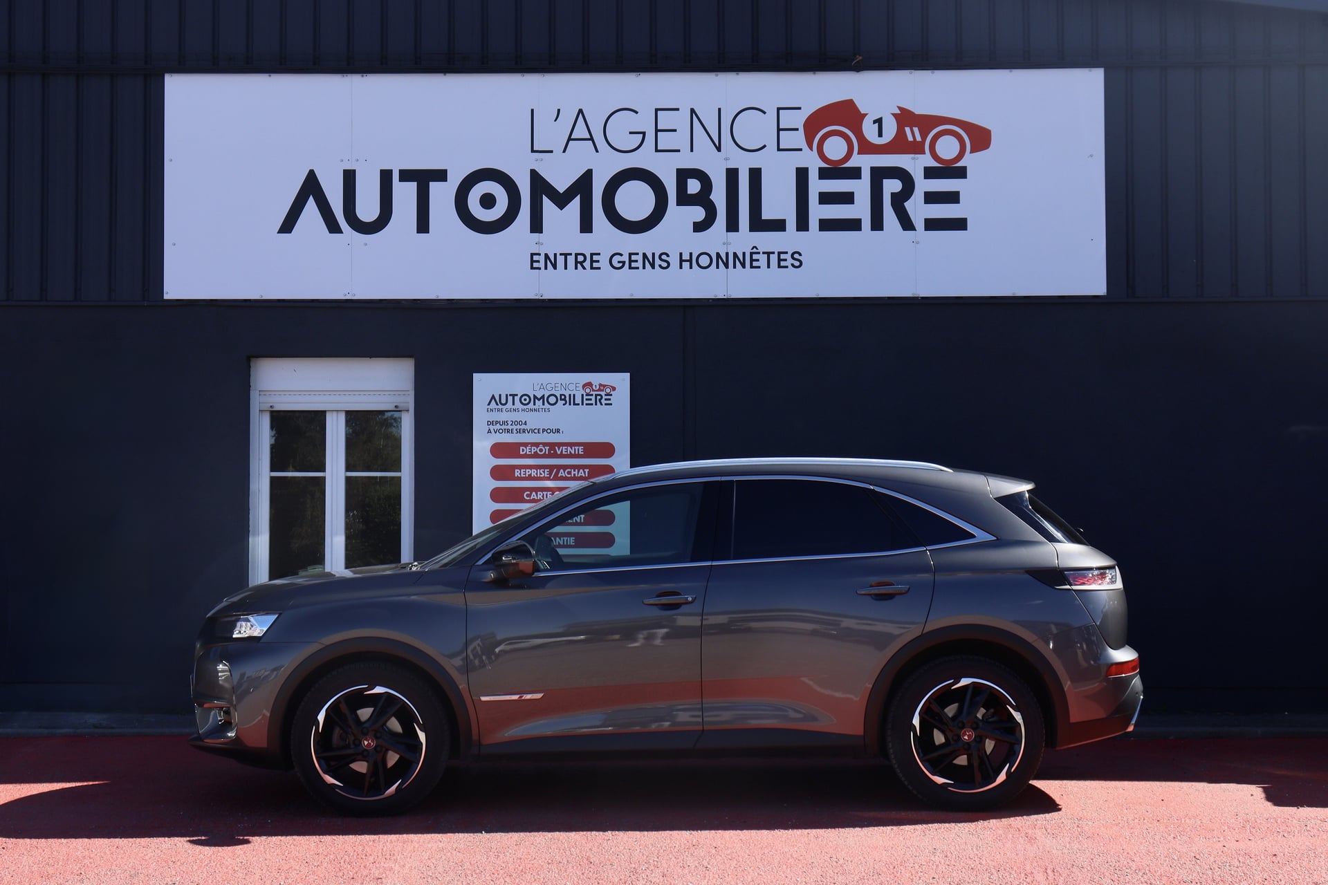 DS DS7 CROSSBACK 2.0 BlueHDI 177 Performance Line EAT8 (CarPlay, Caméra 360) — 2