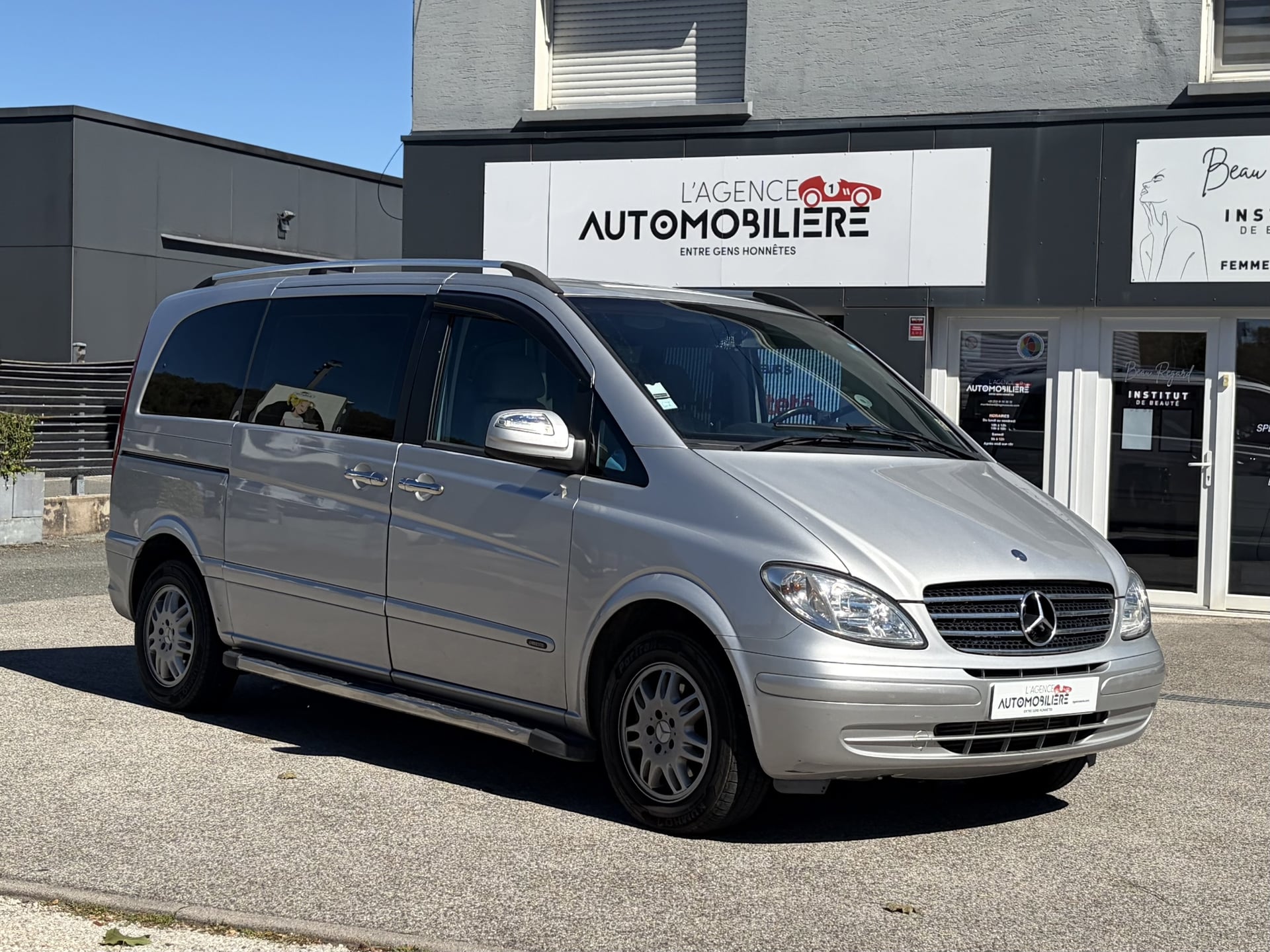 Mercedes-Benz Viano 115 CDI 2.2 150 AMBIENT BVM6 - BARRES DE TOIT - CAMERA DE RECUL  - REPOSE PIED