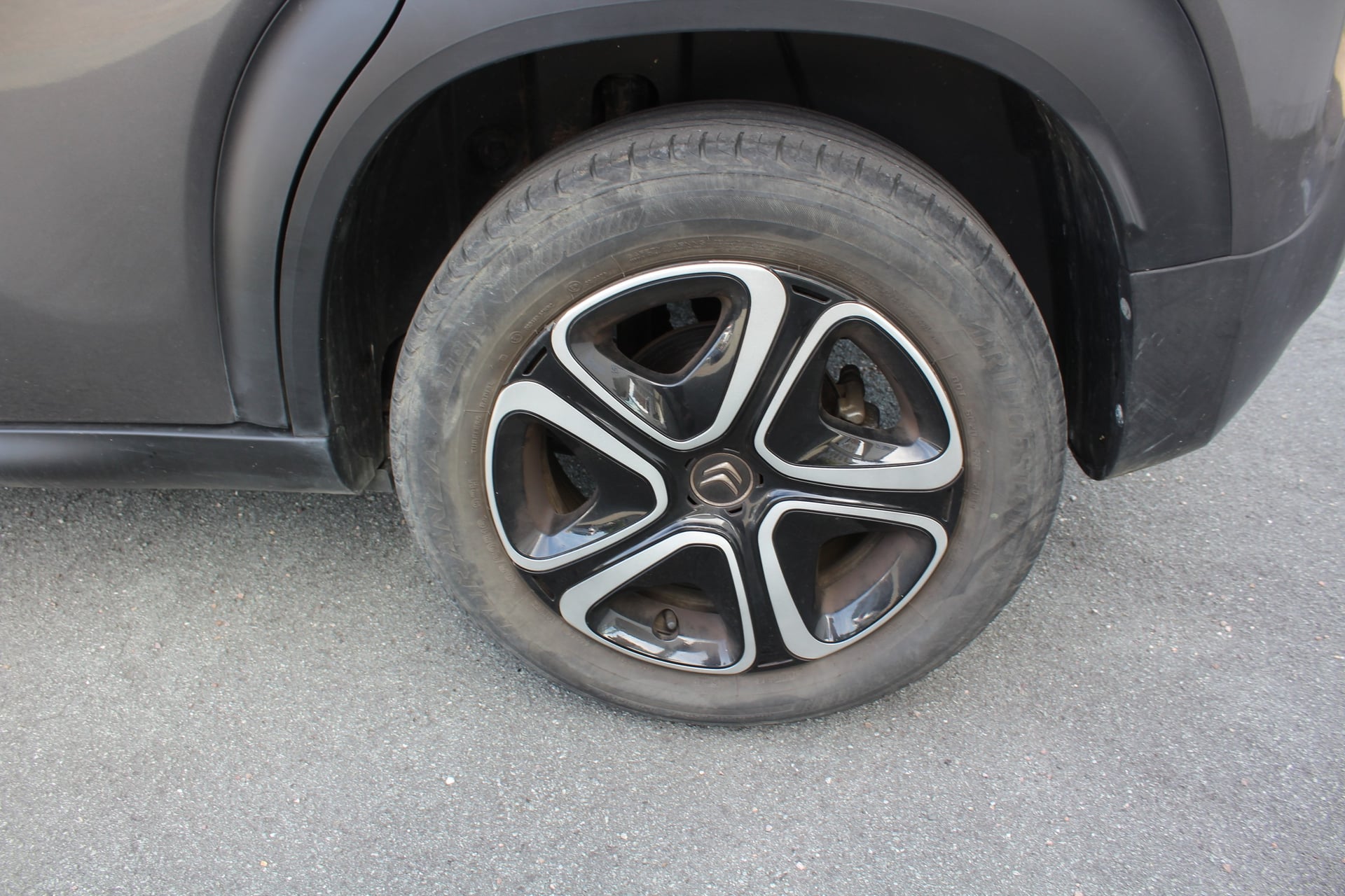 Citroen C3 AIRCROSS BlueHDi 100 CH PREMIERE MAIN moins de 30 000 KM — 29