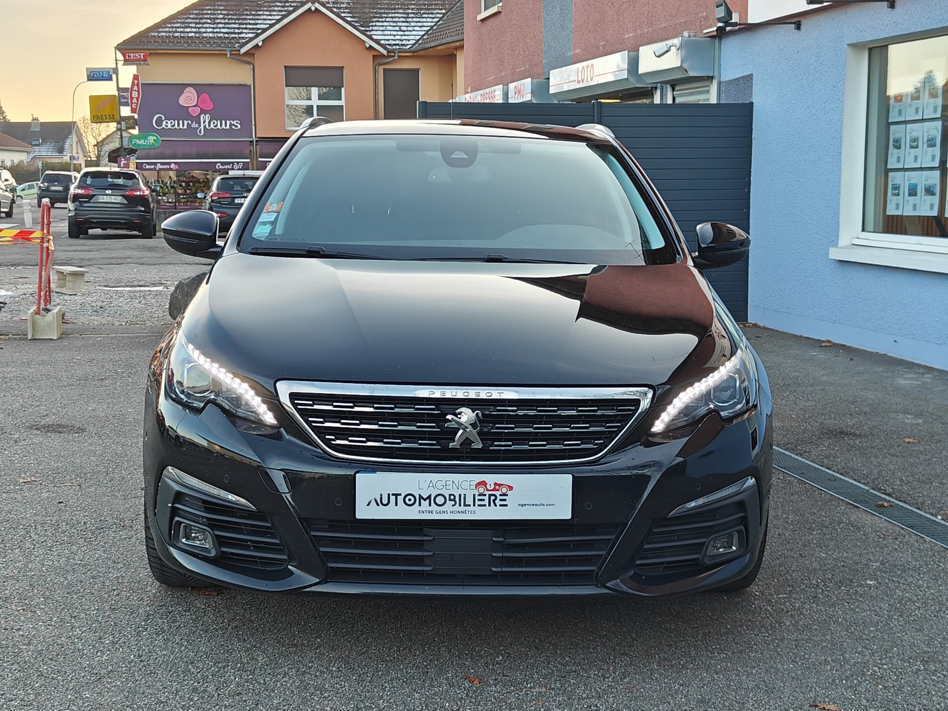 Peugeot 308 SW 1.2 PureTech 130ch S&S Allure EAT8 1ère main — 2