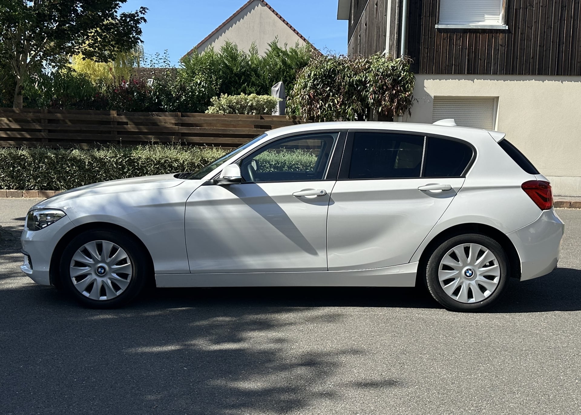 BMW Série 1 (F20) (2) 116I PREMIERE 5P — 2