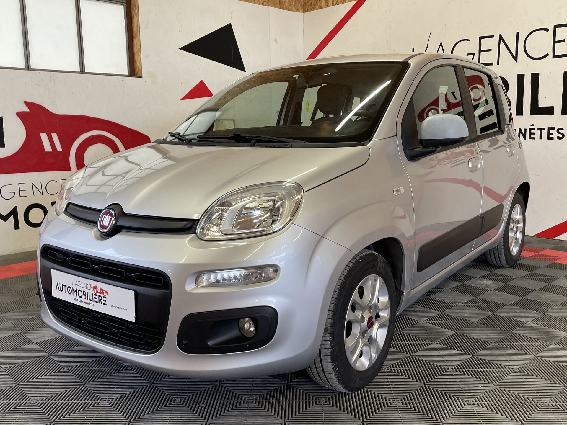 Fiat Panda 1.2 69 CV LOUNGE — 2