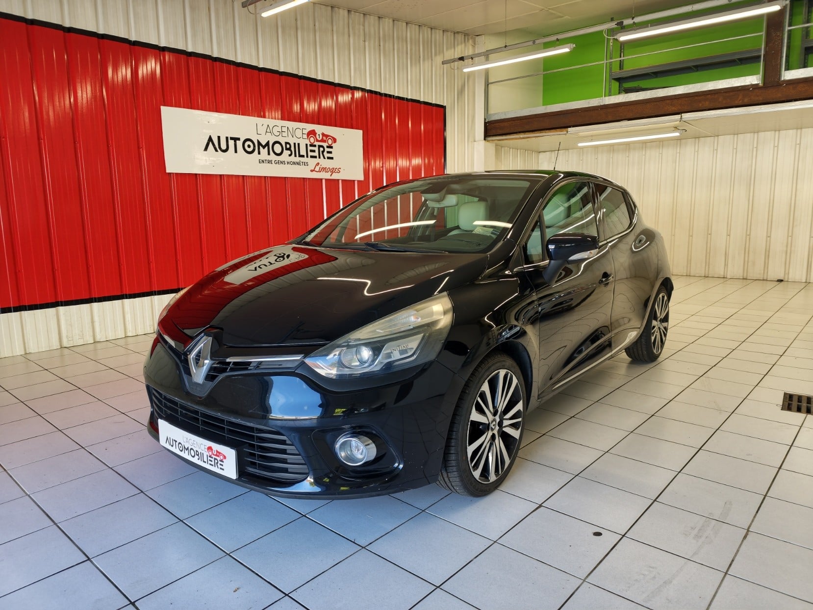 Renault Clio 1.2 TCE 120cv INITIALE PARIS