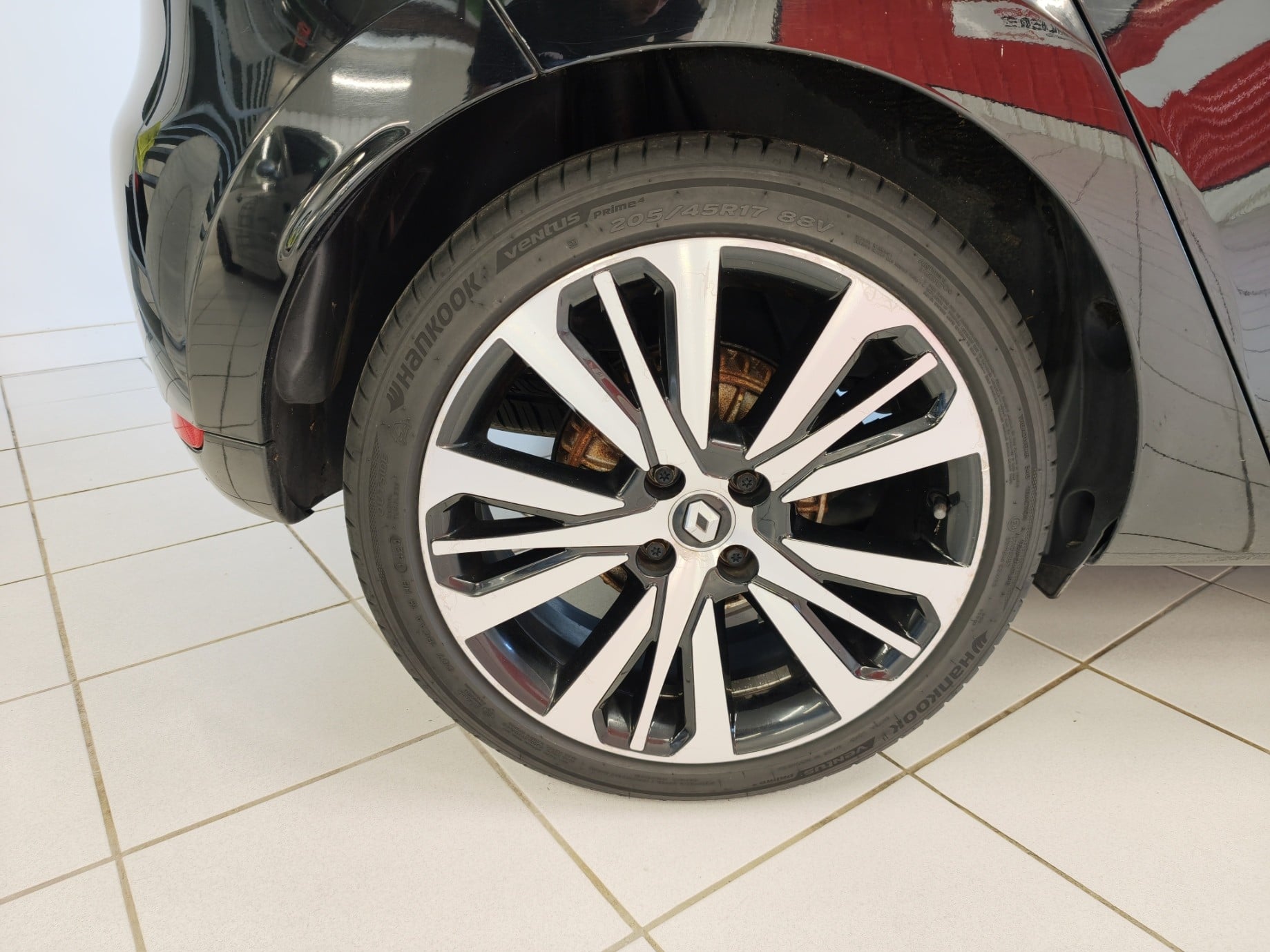 Renault Clio 1.2 TCE 120cv INITIALE PARIS — 14