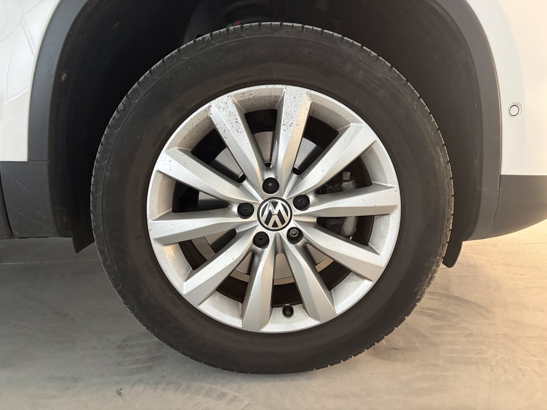 Volkswagen Tiguan (2) 2.0 TDI 140 FAP BLUEMOTION TECHNOLOGY SPORTLINE + ATTELAGE — 20