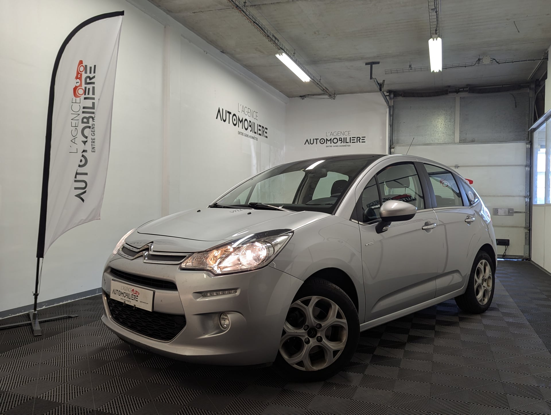 Citroen C3 II (2) 1.6 VTI 120 EXCLUSIVE BVA